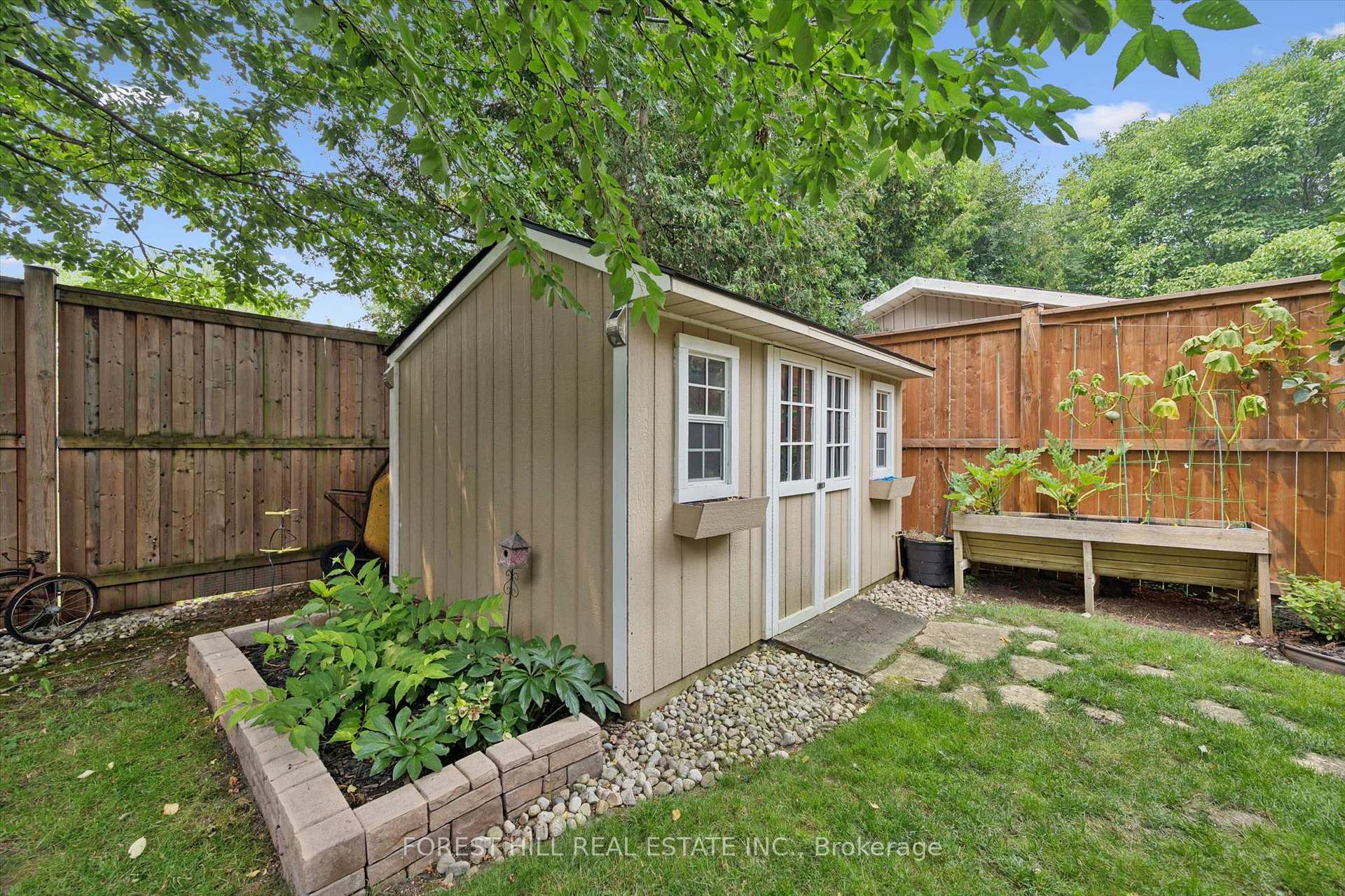 Photo 36 of 22 Sleeman Avenue, Guelph, Junction/Onward Willow — HOMEH