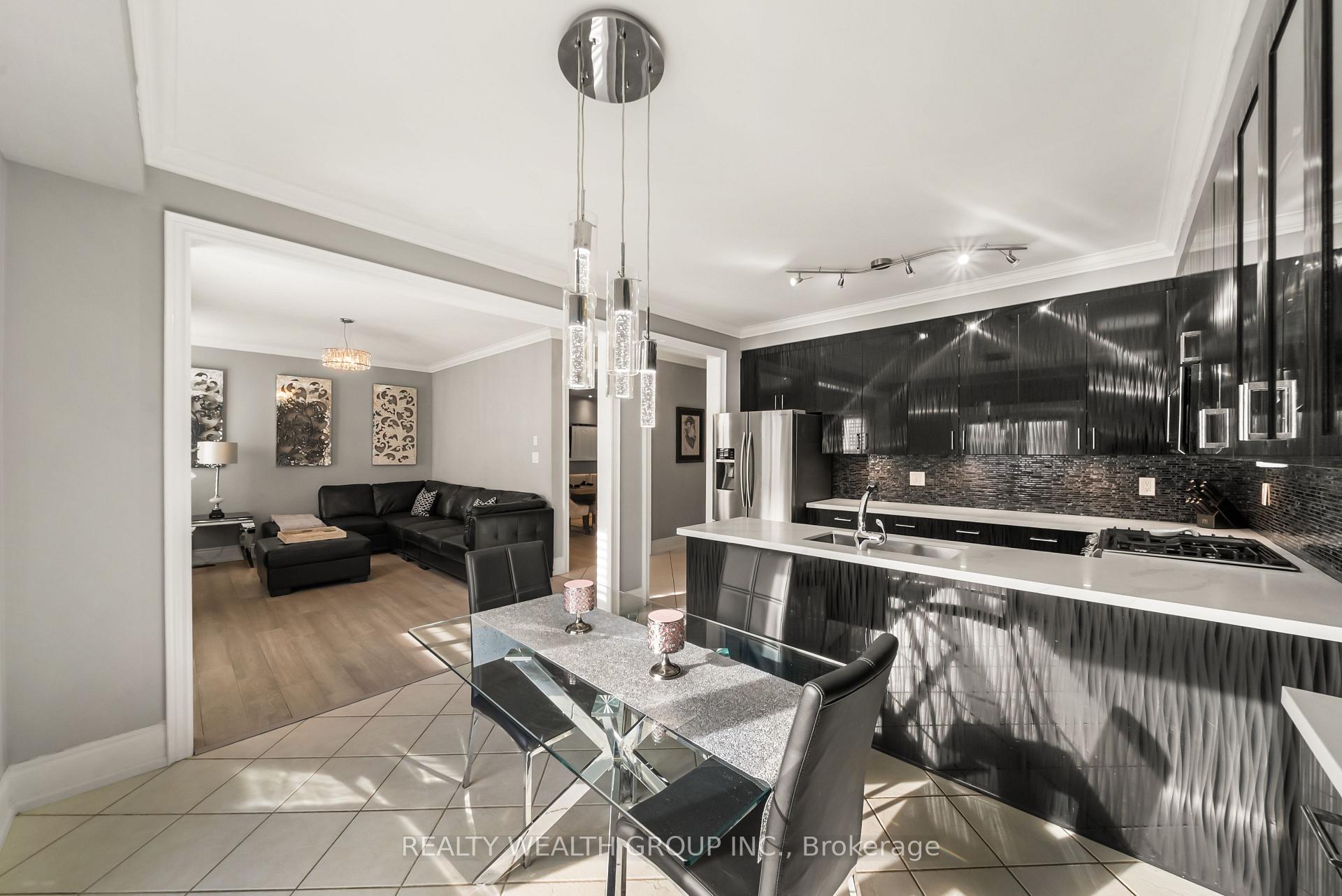 Photo 18 of 185 Regency View Heights, Vaughan, Rural Vaughan — HOMEH