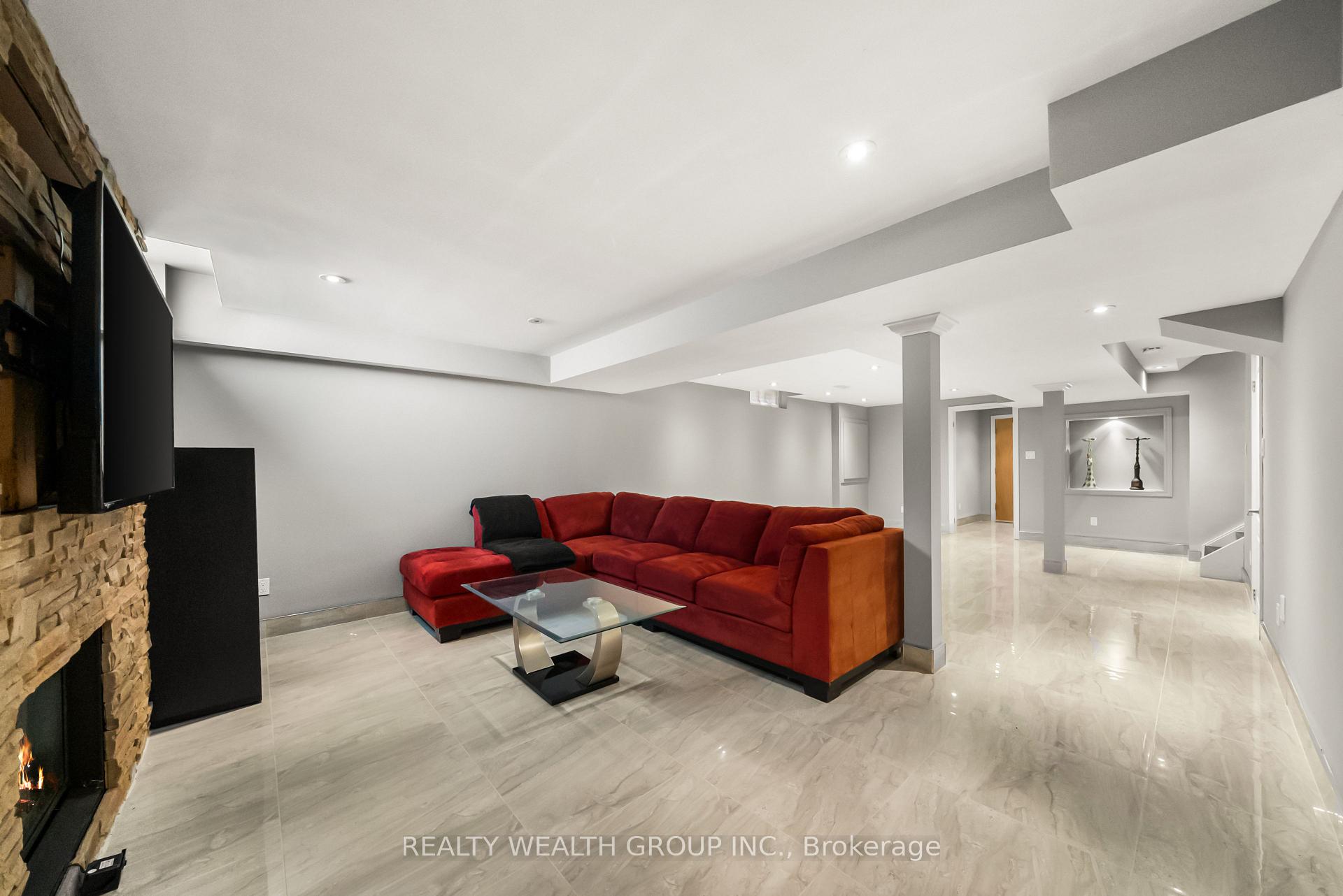 Photo 44 of 185 Regency View Heights, Vaughan, Rural Vaughan — HOMEH
