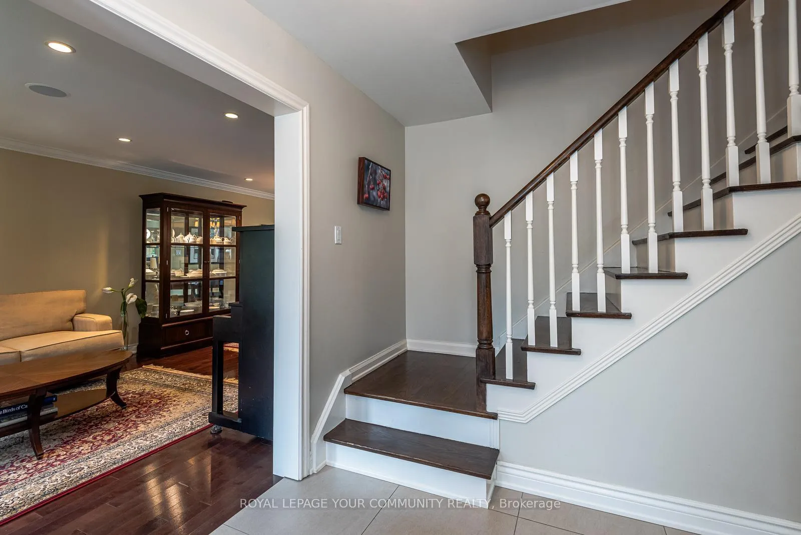 Photo 6 of 28 Woolsthorpe Crescent, Markham, German Mills — HOMEH