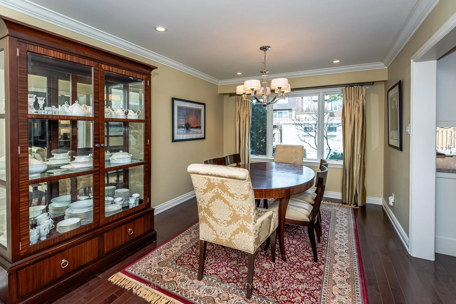 Photo 10 of 28 Woolsthorpe Crescent, Markham, German Mills — HOMEH