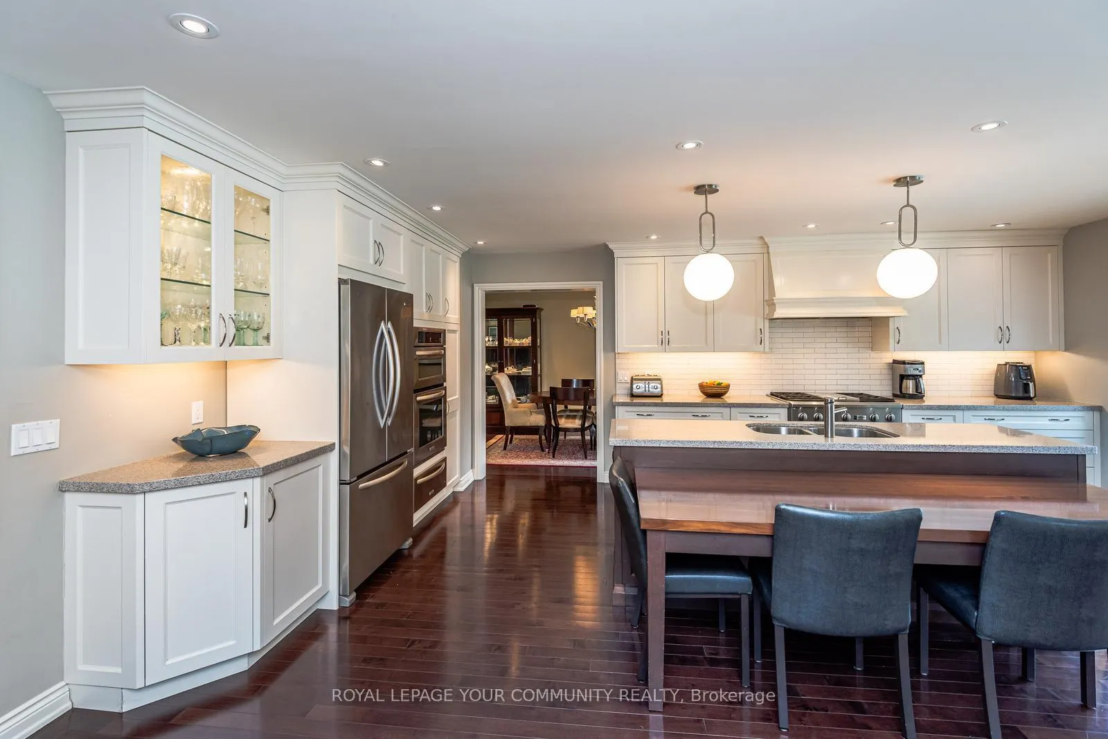 Photo 13 of 28 Woolsthorpe Crescent, Markham, German Mills — HOMEH