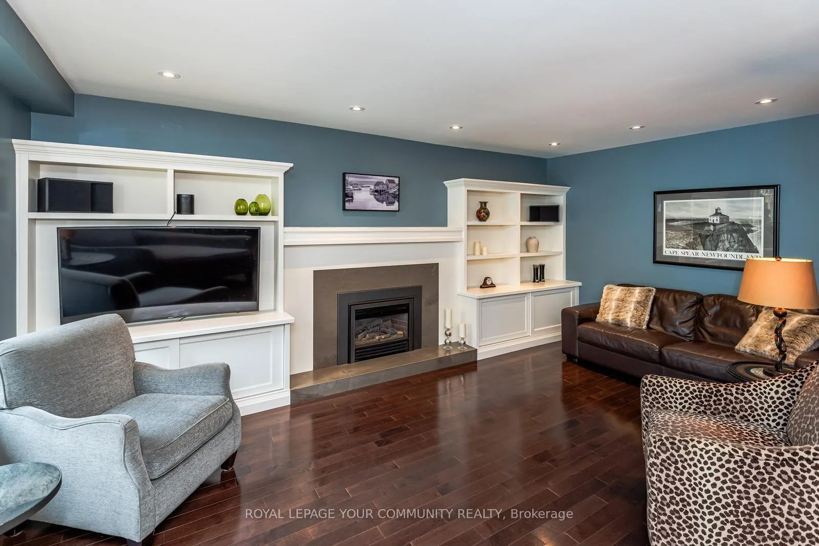 Photo 20 of 28 Woolsthorpe Crescent, Markham, German Mills — HOMEH