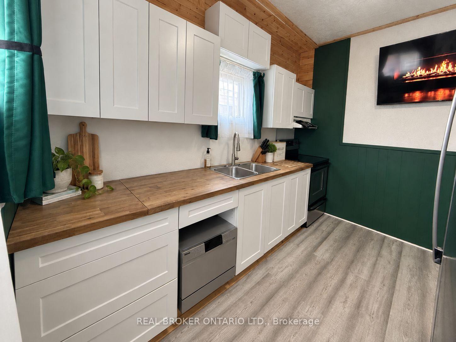 Photo 9 of 520 Front Street, Atikokan — HOMEH