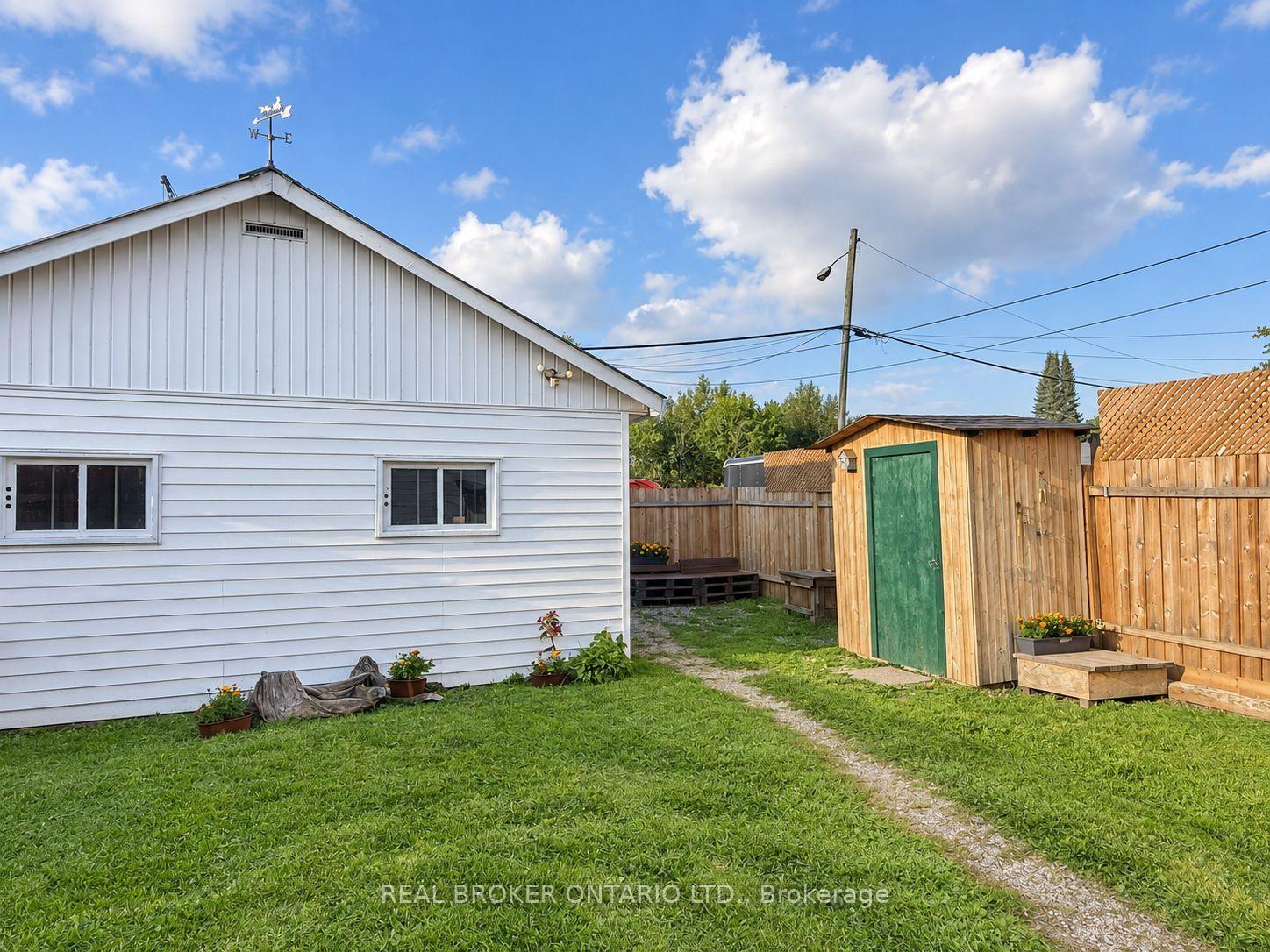 Photo 20 of 520 Front Street, Atikokan — HOMEH