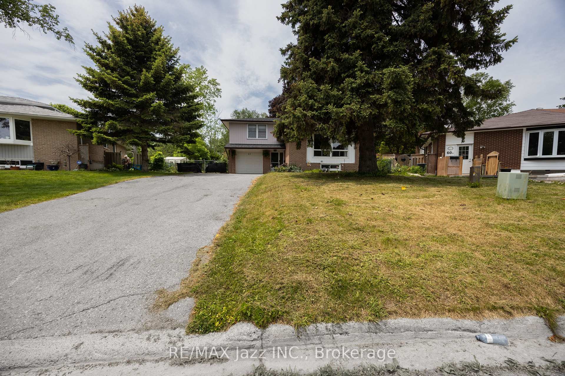 Photo 3 of 62 Crossley Drive, Port Hope — HOMEH