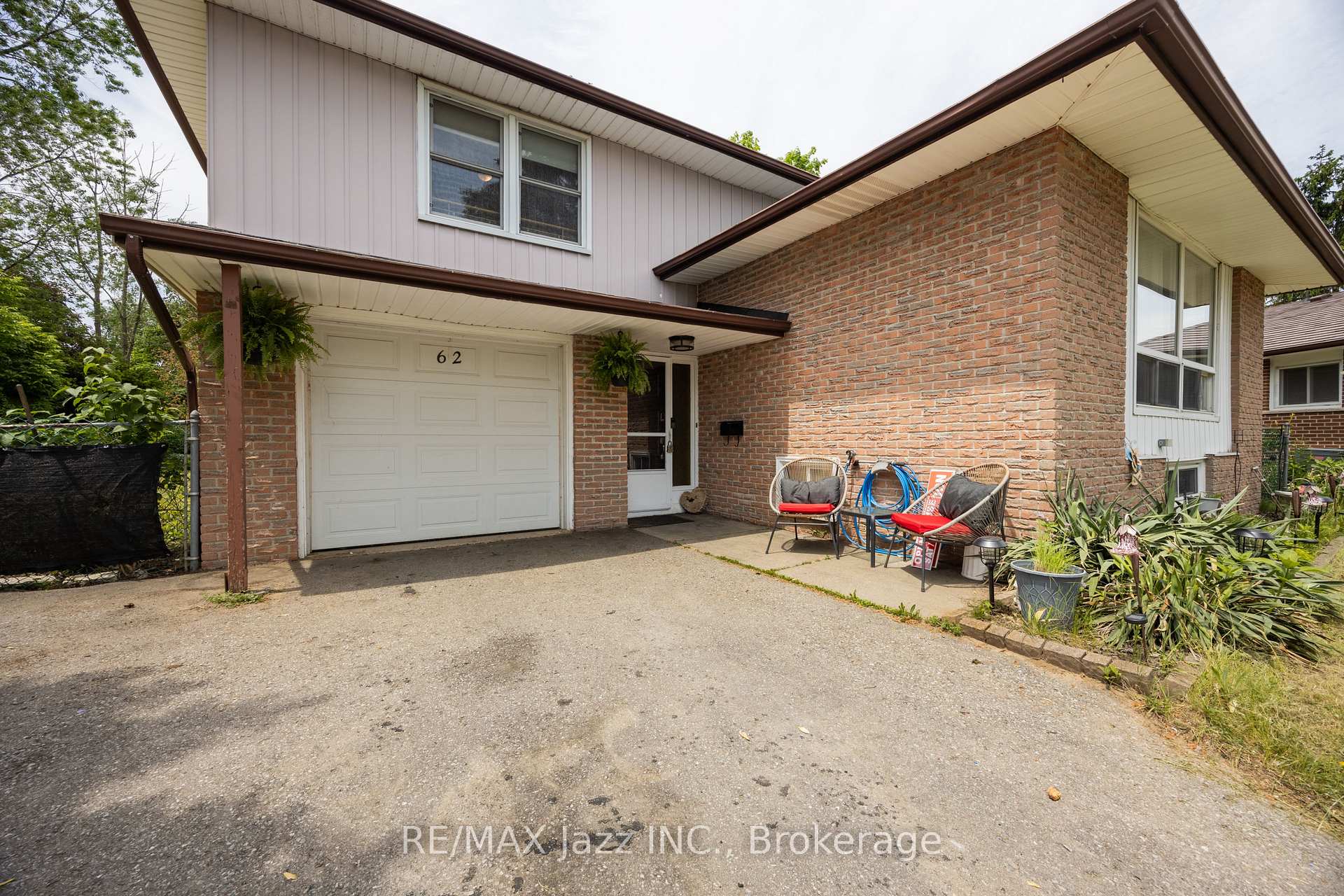 Photo 6 of 62 Crossley Drive, Port Hope — HOMEH
