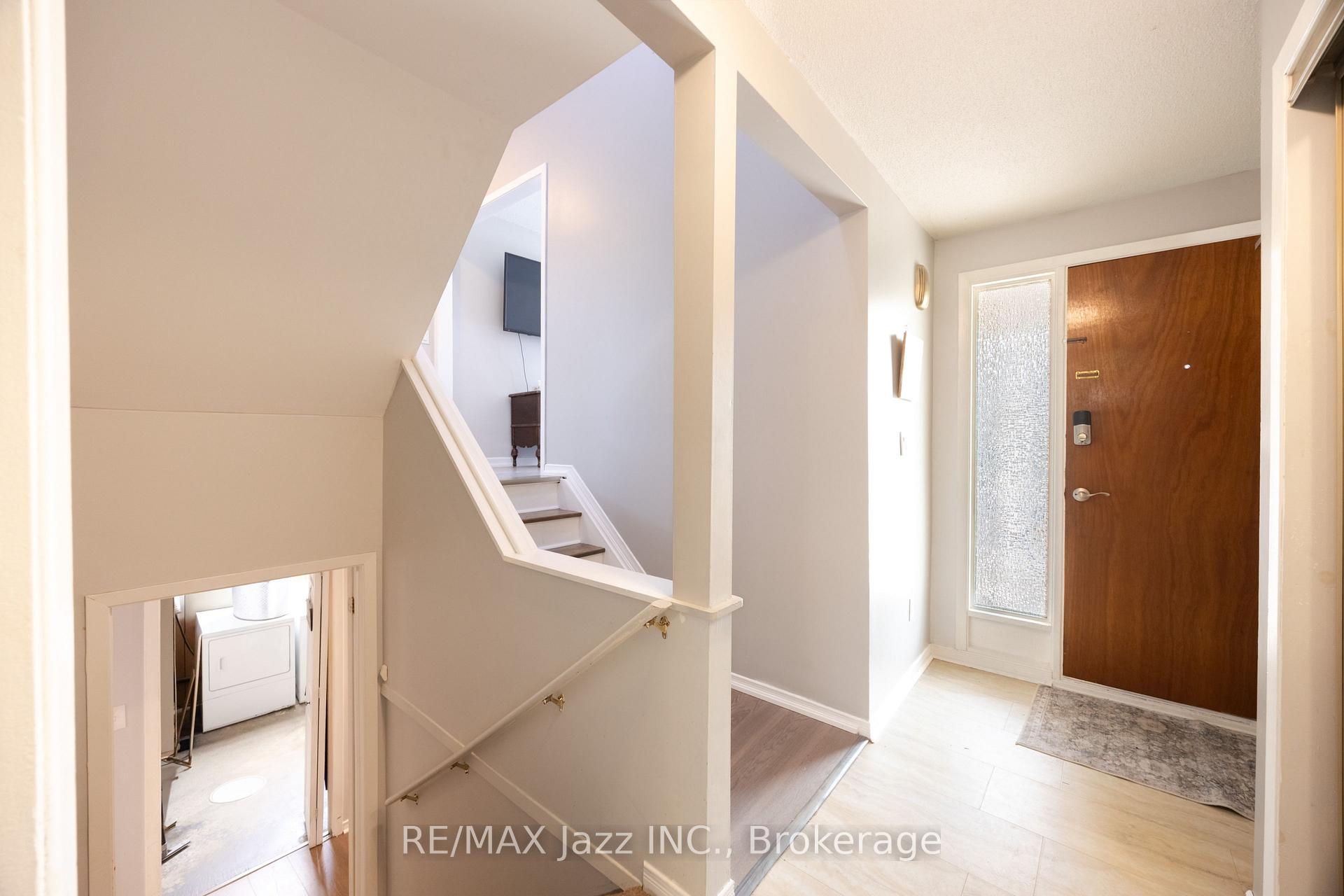 Photo 10 of 62 Crossley Drive, Port Hope — HOMEH