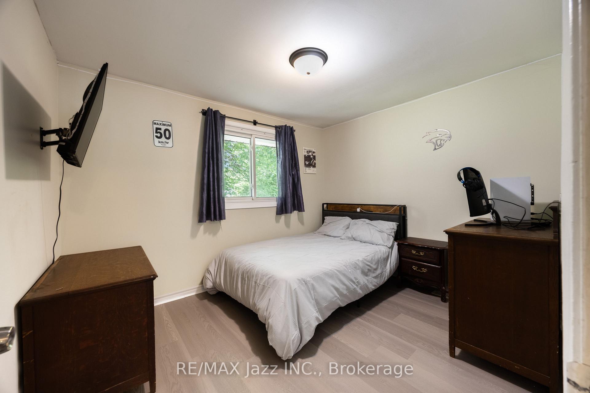 Photo 23 of 62 Crossley Drive, Port Hope — HOMEH