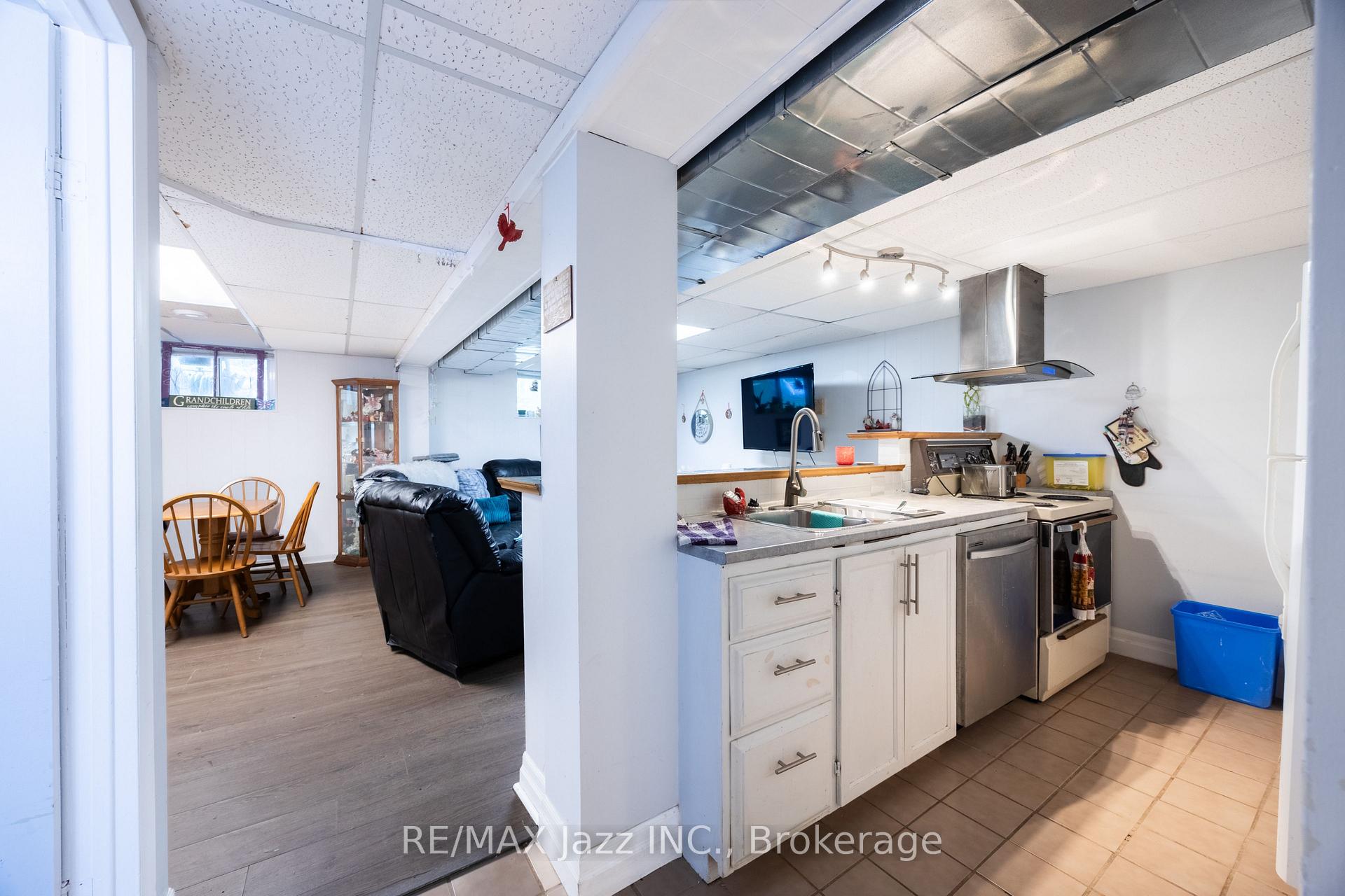 Photo 29 of 62 Crossley Drive, Port Hope — HOMEH