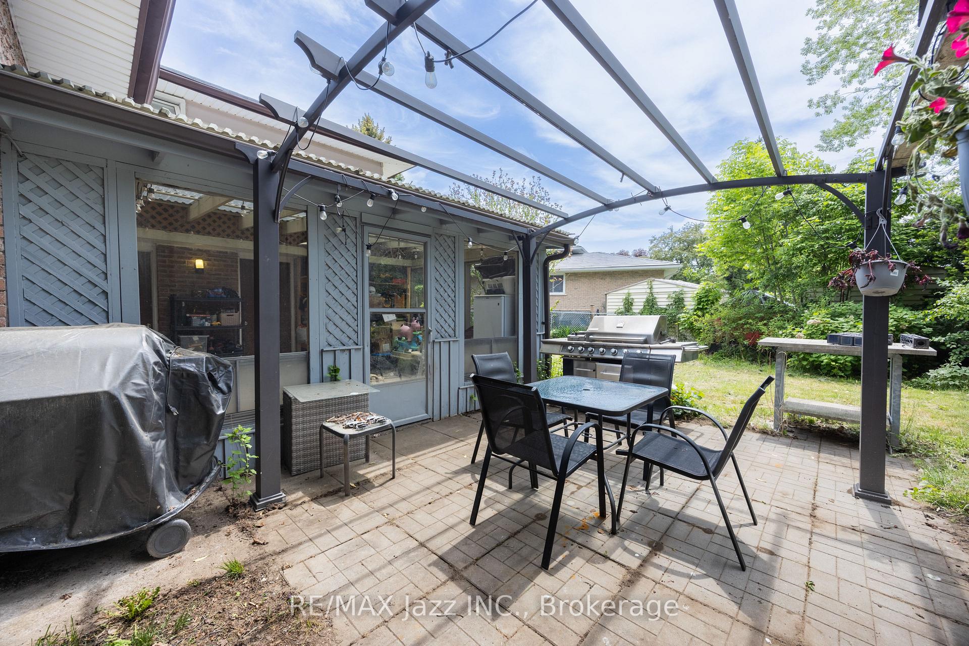 Photo 37 of 62 Crossley Drive, Port Hope — HOMEH