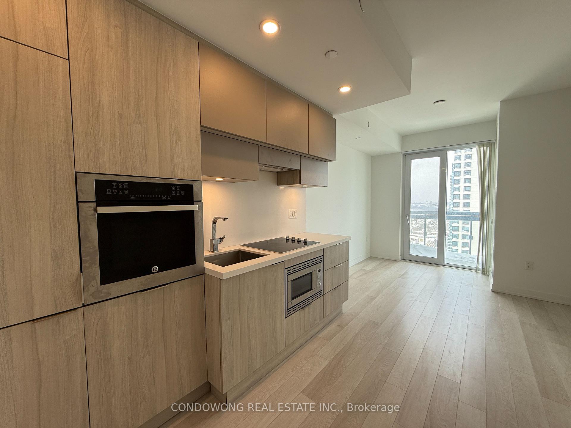 Photo of Unit 2901, 39 Roehampton Avenue