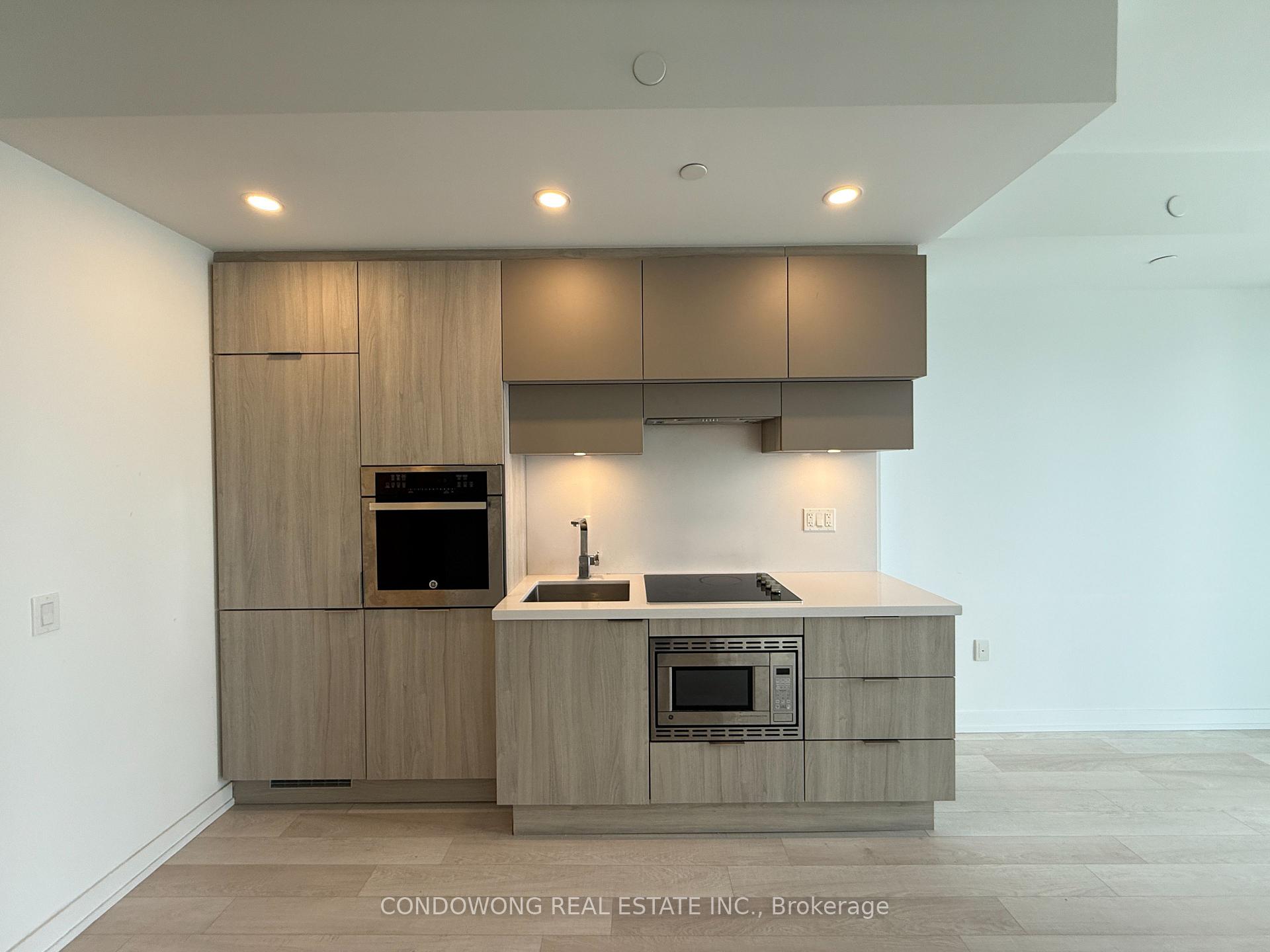 Photo 3 of Unit 2901, 39 Roehampton Avenue, Toronto, Mount Pleasant West — HOMEH