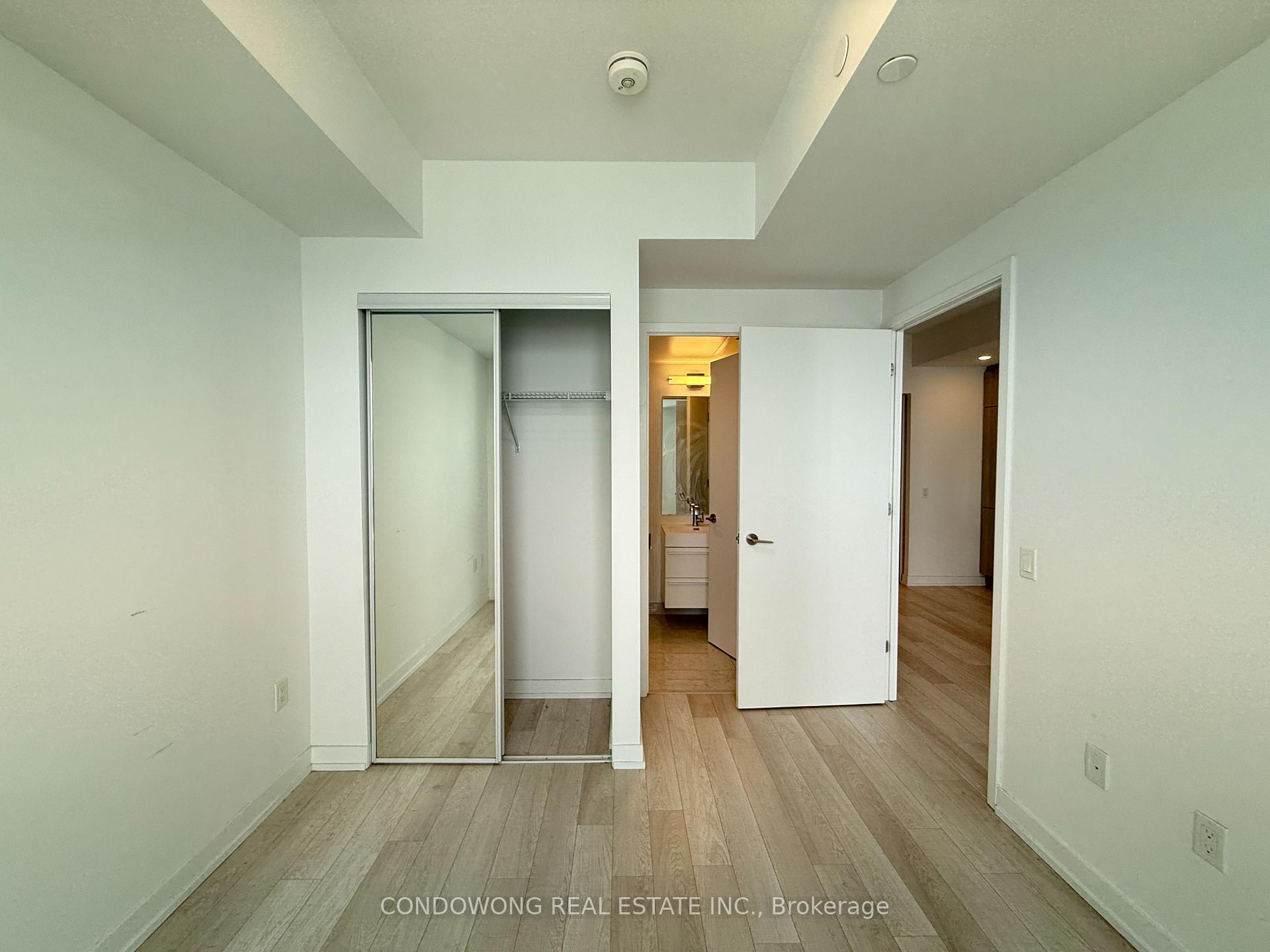 Photo 5 of Unit 2901, 39 Roehampton Avenue, Toronto, Mount Pleasant West — HOMEH