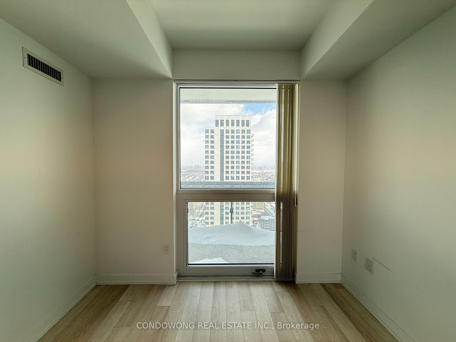 Photo 6 of Unit 2901, 39 Roehampton Avenue, Toronto, Mount Pleasant West — HOMEH
