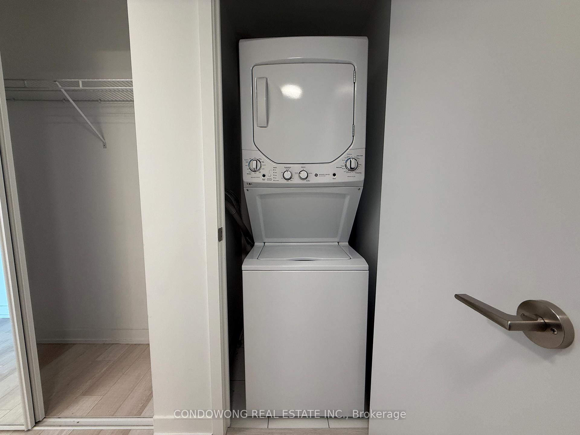 Photo 11 of Unit 2901, 39 Roehampton Avenue, Toronto, Mount Pleasant West — HOMEH