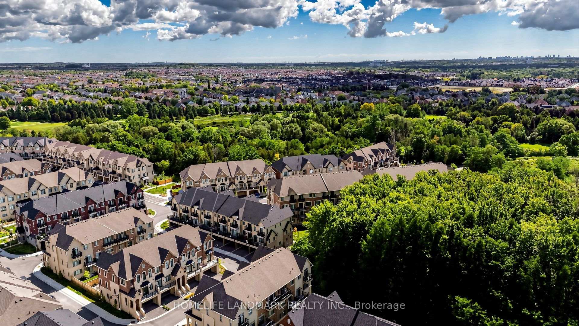 Photo 5 of 18 Gardenders Lane, Markham, Angus Glen — HOMEH