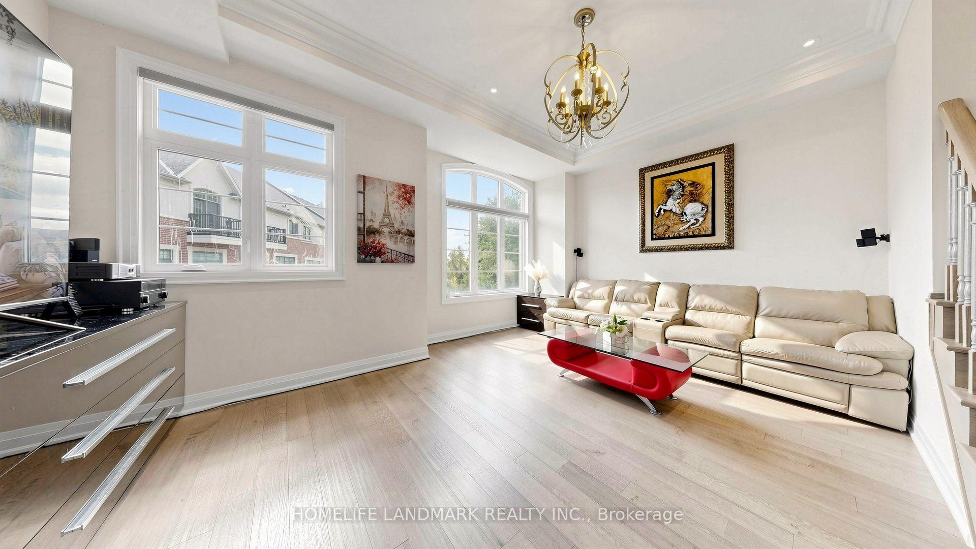 Photo 16 of 18 Gardenders Lane, Markham, Angus Glen — HOMEH