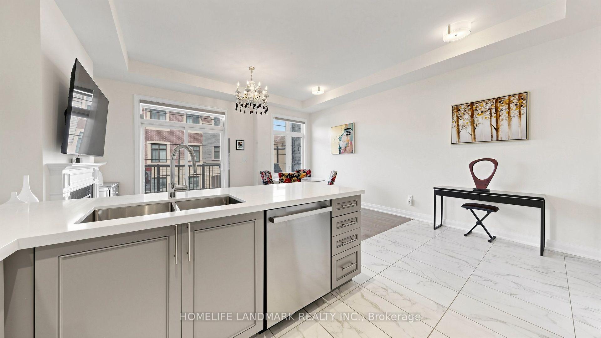 Photo 32 of 18 Gardenders Lane, Markham, Angus Glen — HOMEH