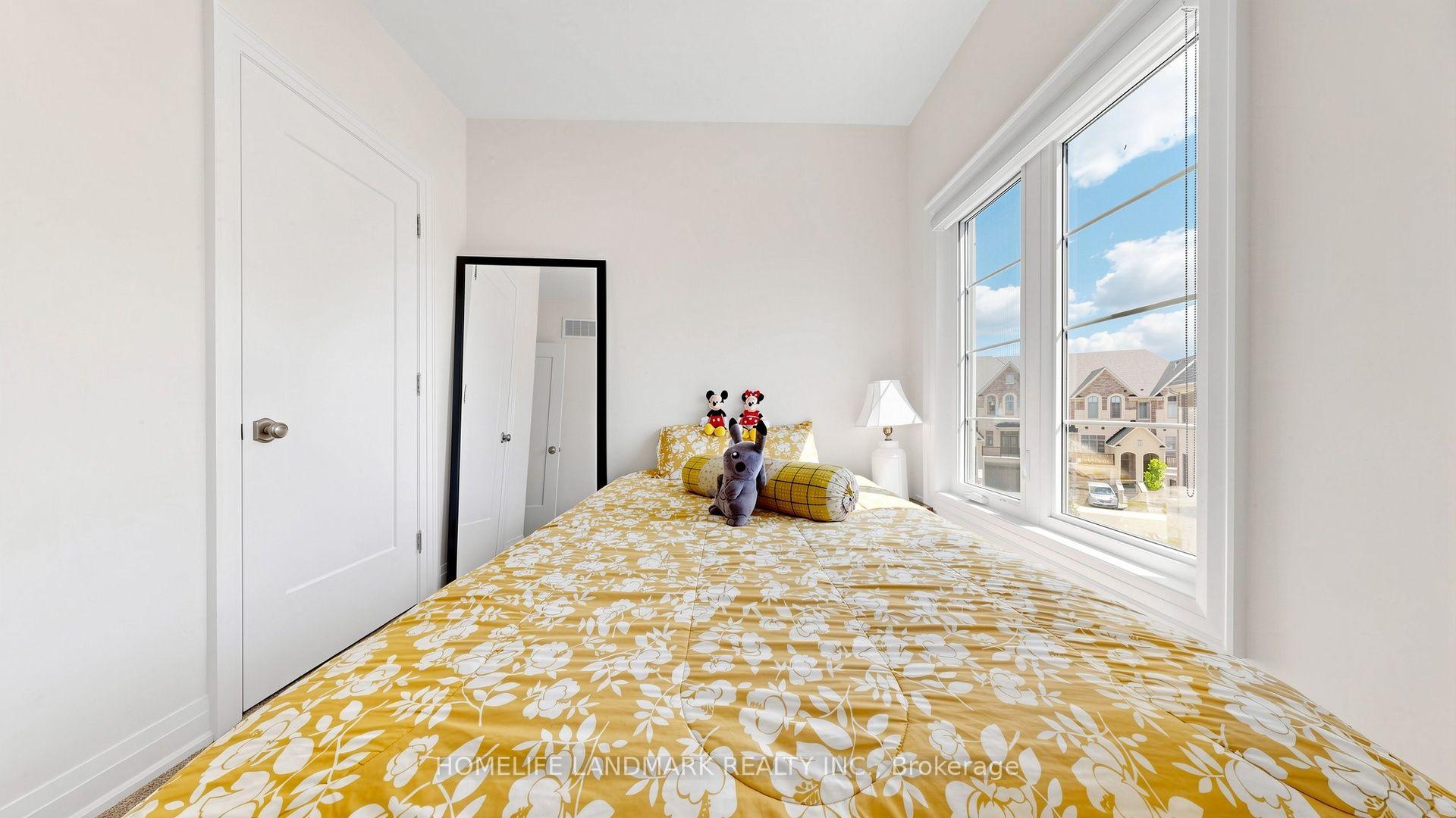 Photo 41 of 18 Gardenders Lane, Markham, Angus Glen — HOMEH