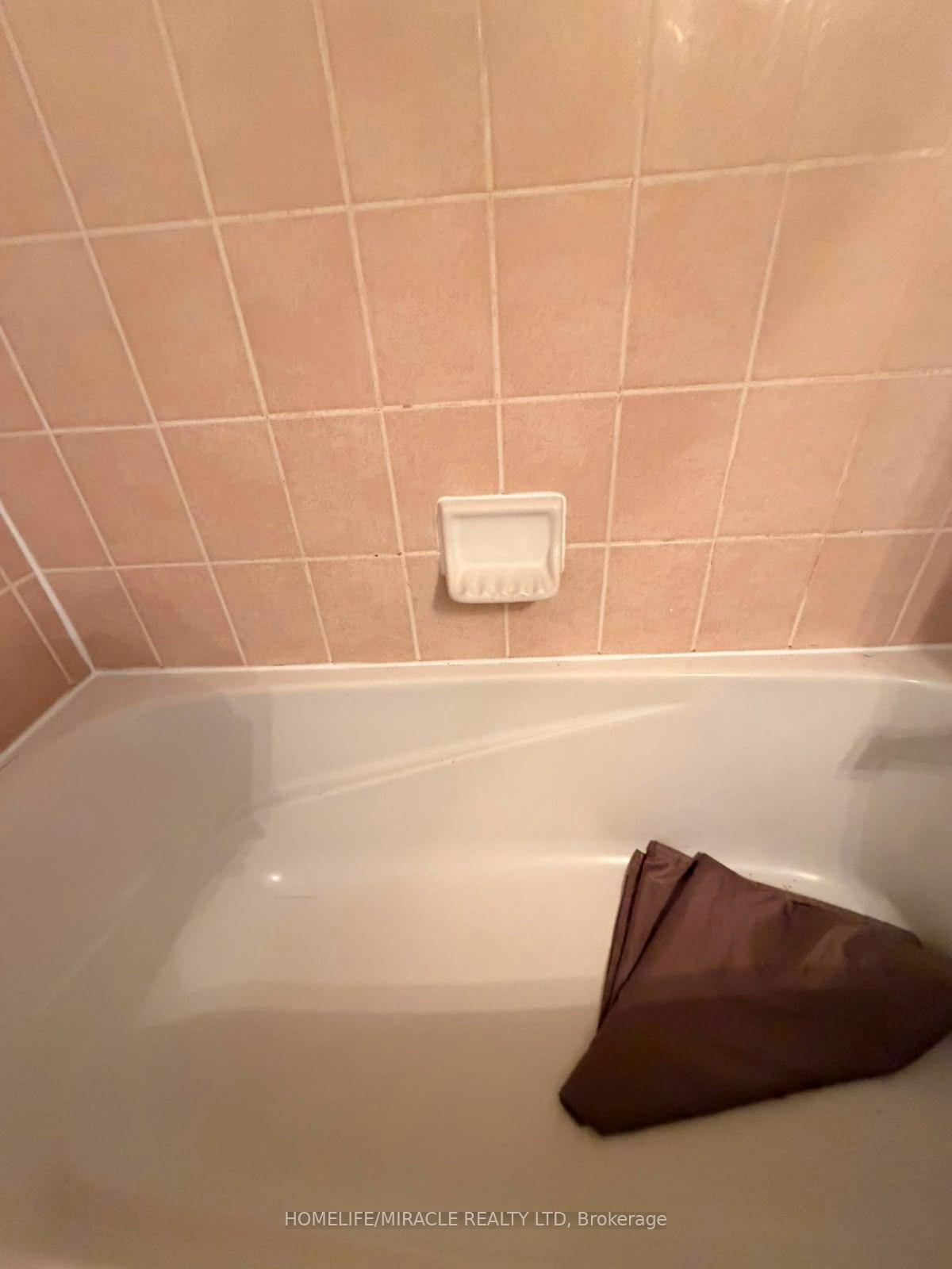 Photo 23 of Unit 1509, 30 Grand Trunk Crescent, Toronto, Waterfront Communities — HOMEH