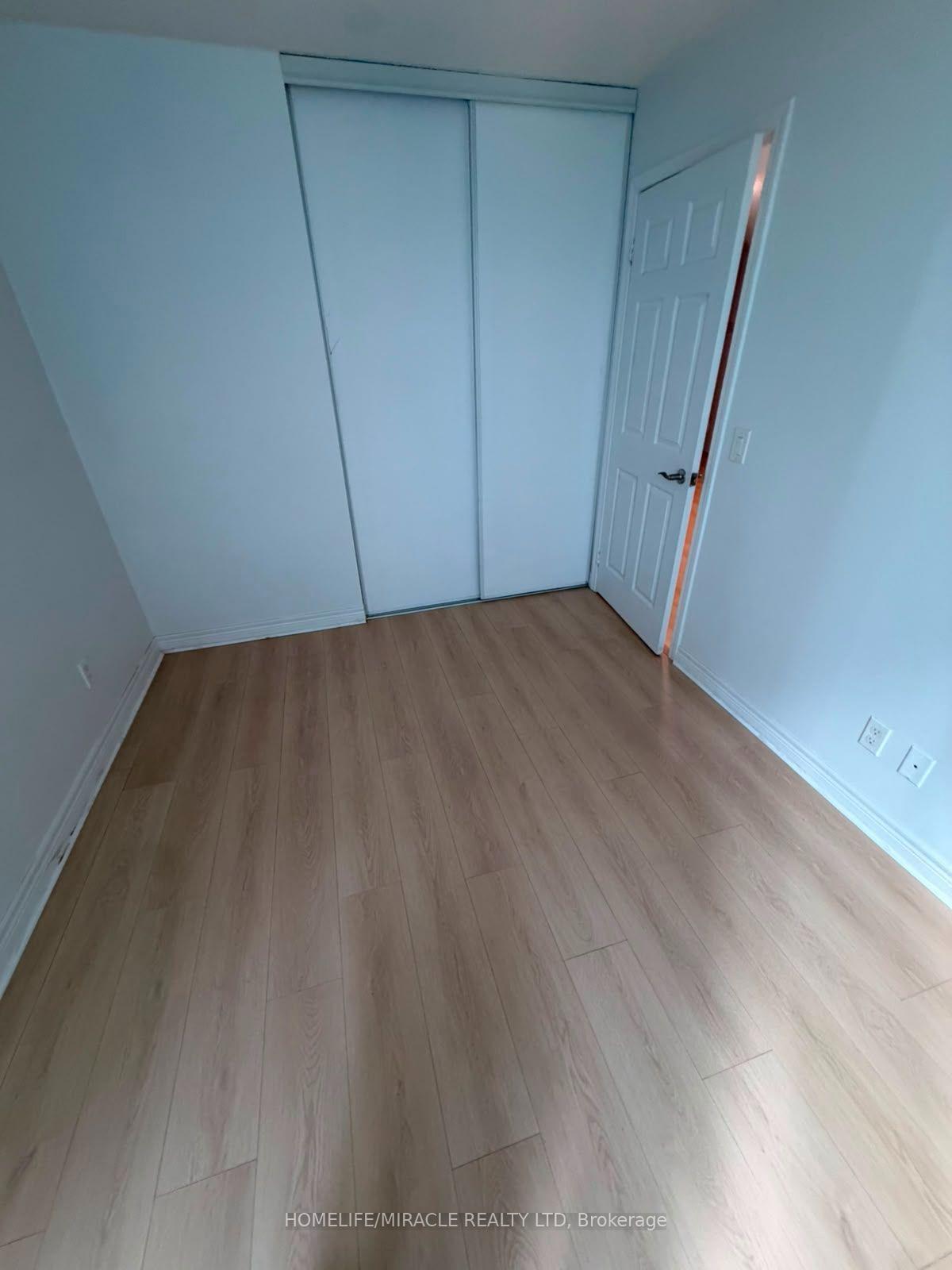 Photo 25 of Unit 1509, 30 Grand Trunk Crescent, Toronto, Waterfront Communities — HOMEH