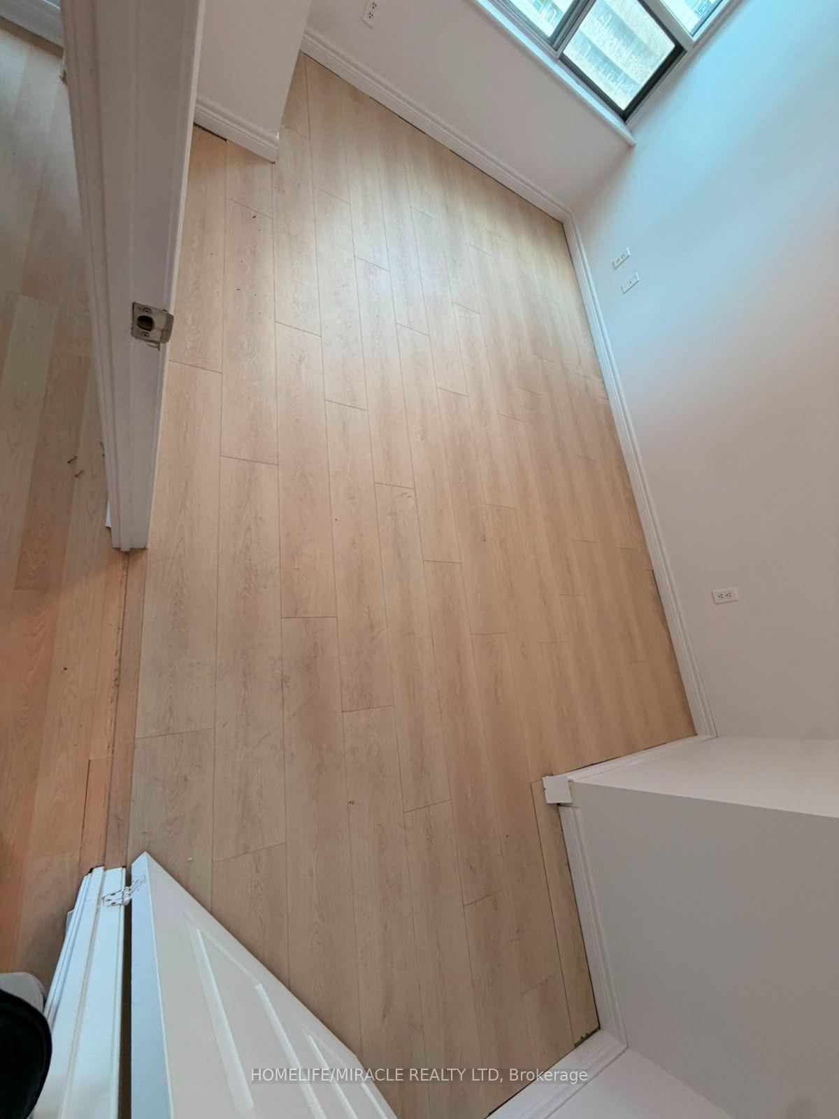 Photo 27 of Unit 1509, 30 Grand Trunk Crescent, Toronto, Waterfront Communities — HOMEH
