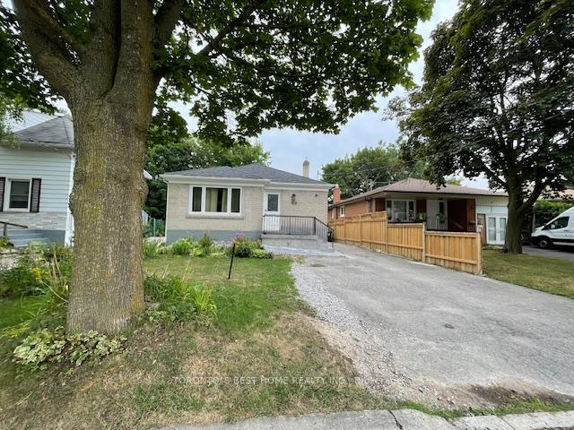 Front of Unit Main F, 69 Madawaska Avenue