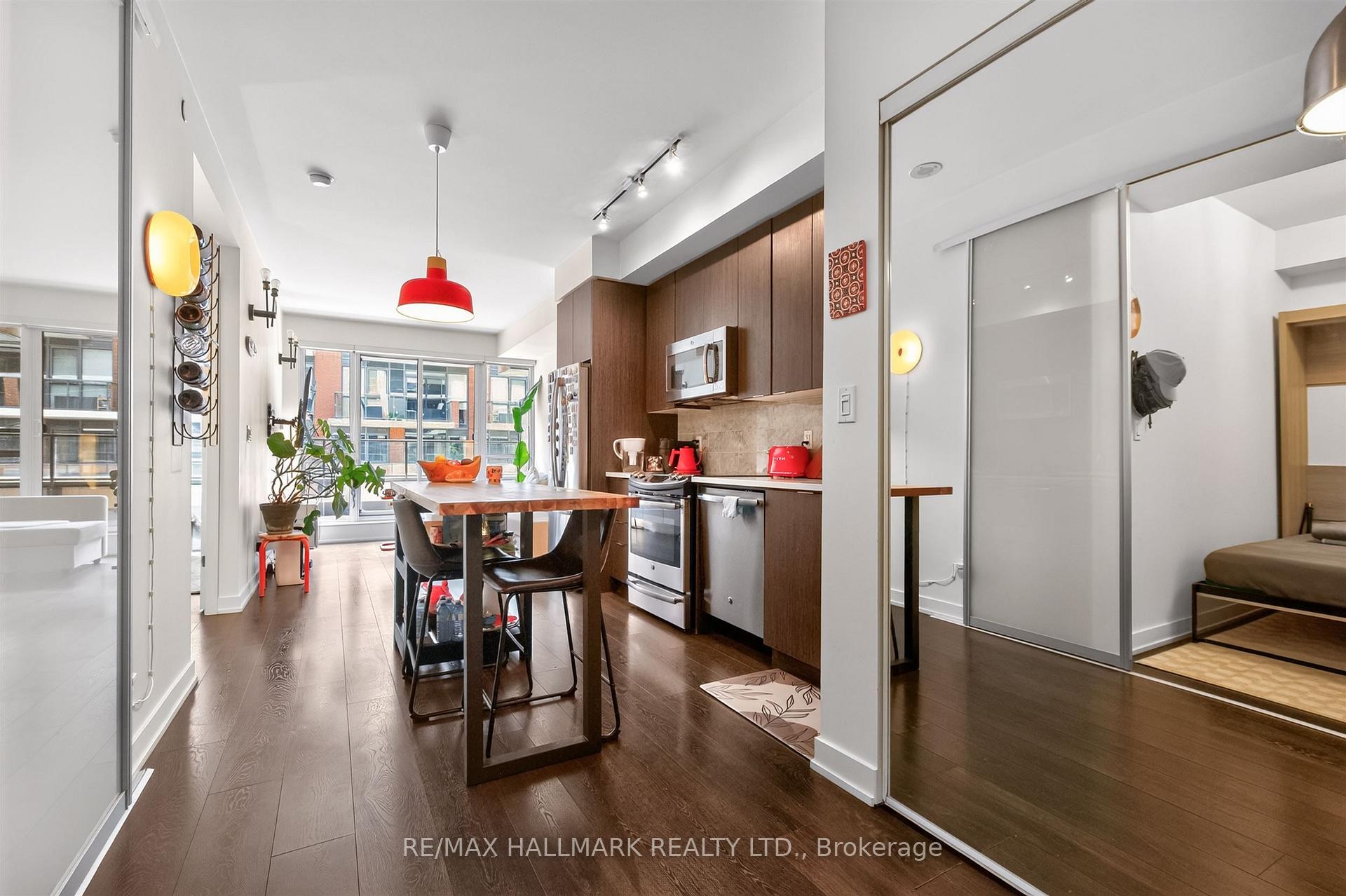 Photo 11 of Unit 320, 50 Bruyeres Mews, Toronto, Niagara — HOMEH