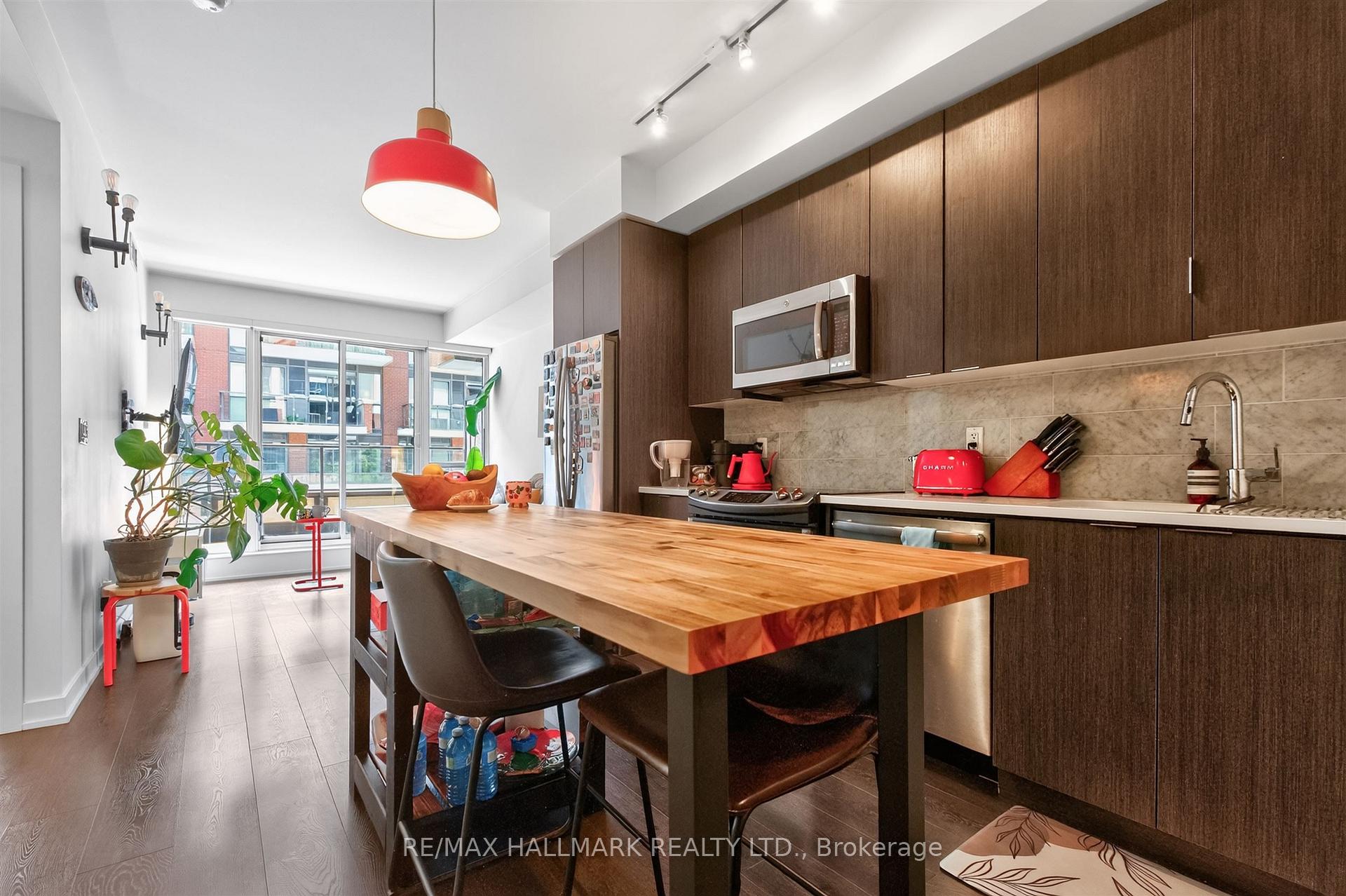 Photo 12 of Unit 320, 50 Bruyeres Mews, Toronto, Niagara — HOMEH