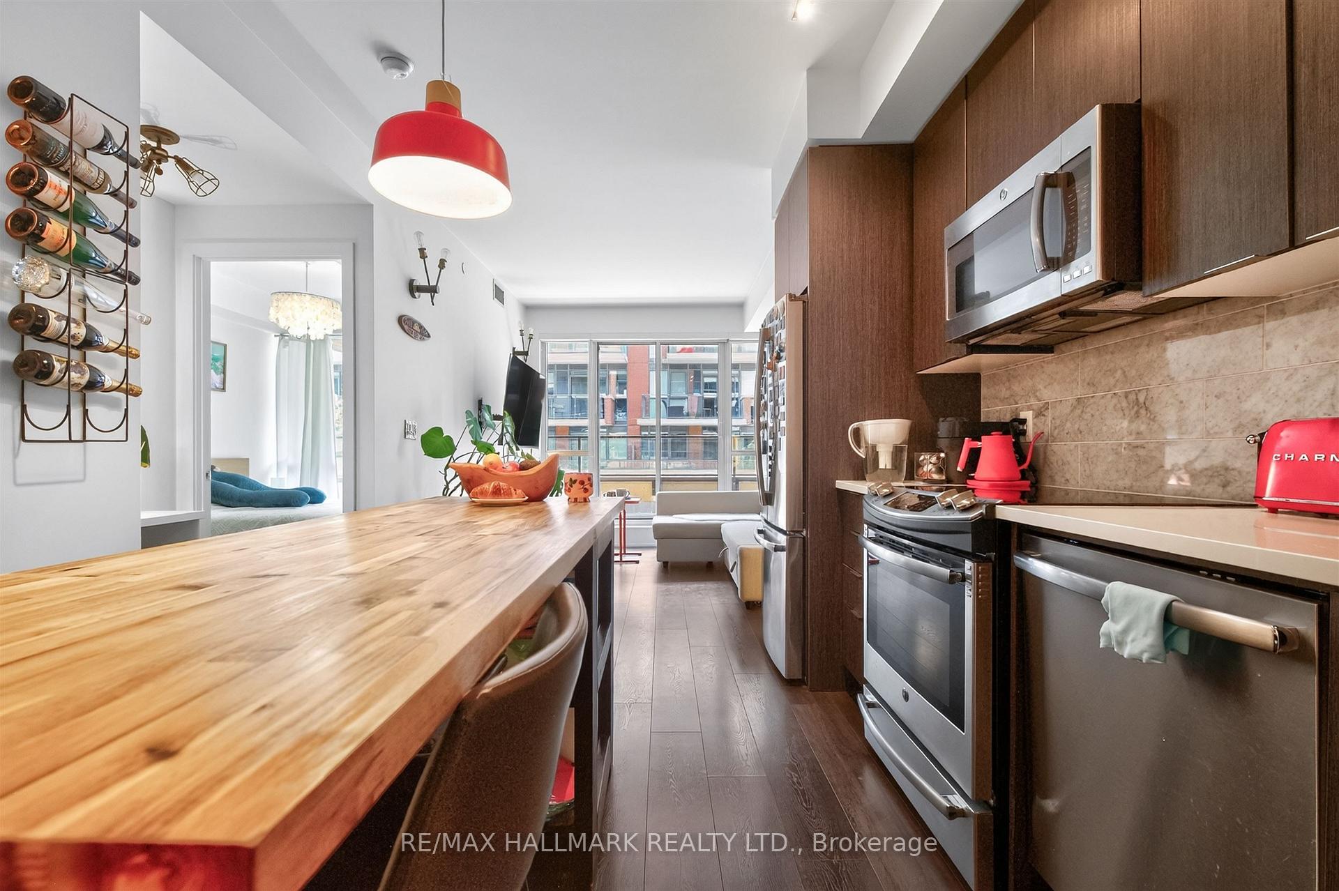 Photo 13 of Unit 320, 50 Bruyeres Mews, Toronto, Niagara — HOMEH