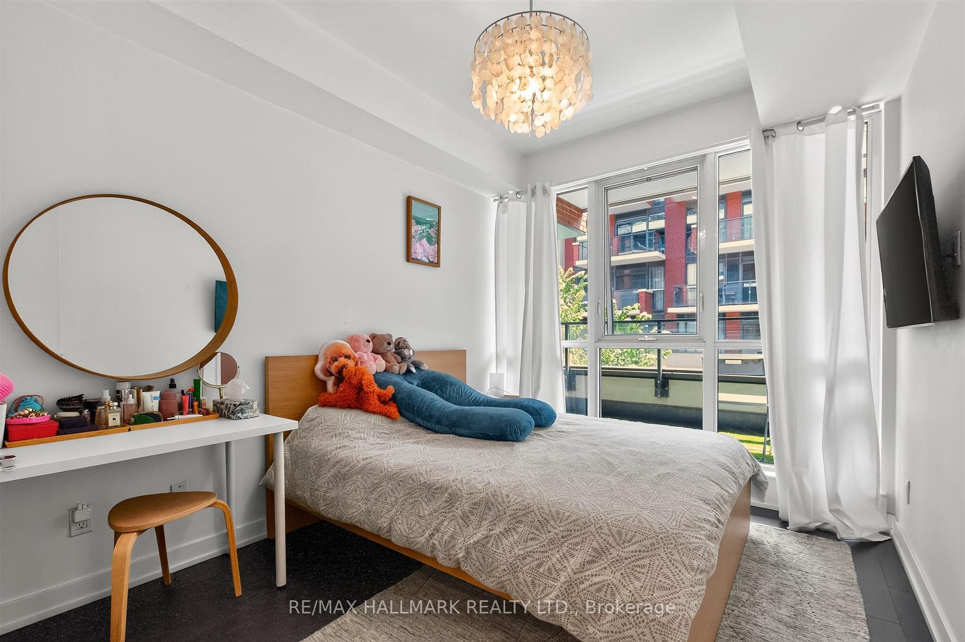 Photo 23 of Unit 320, 50 Bruyeres Mews, Toronto, Niagara — HOMEH
