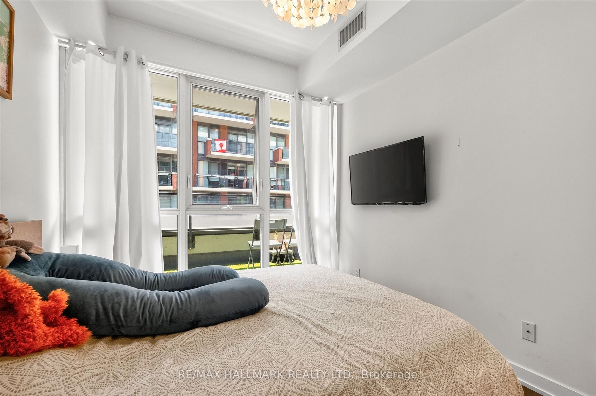 Photo 24 of Unit 320, 50 Bruyeres Mews, Toronto, Niagara — HOMEH