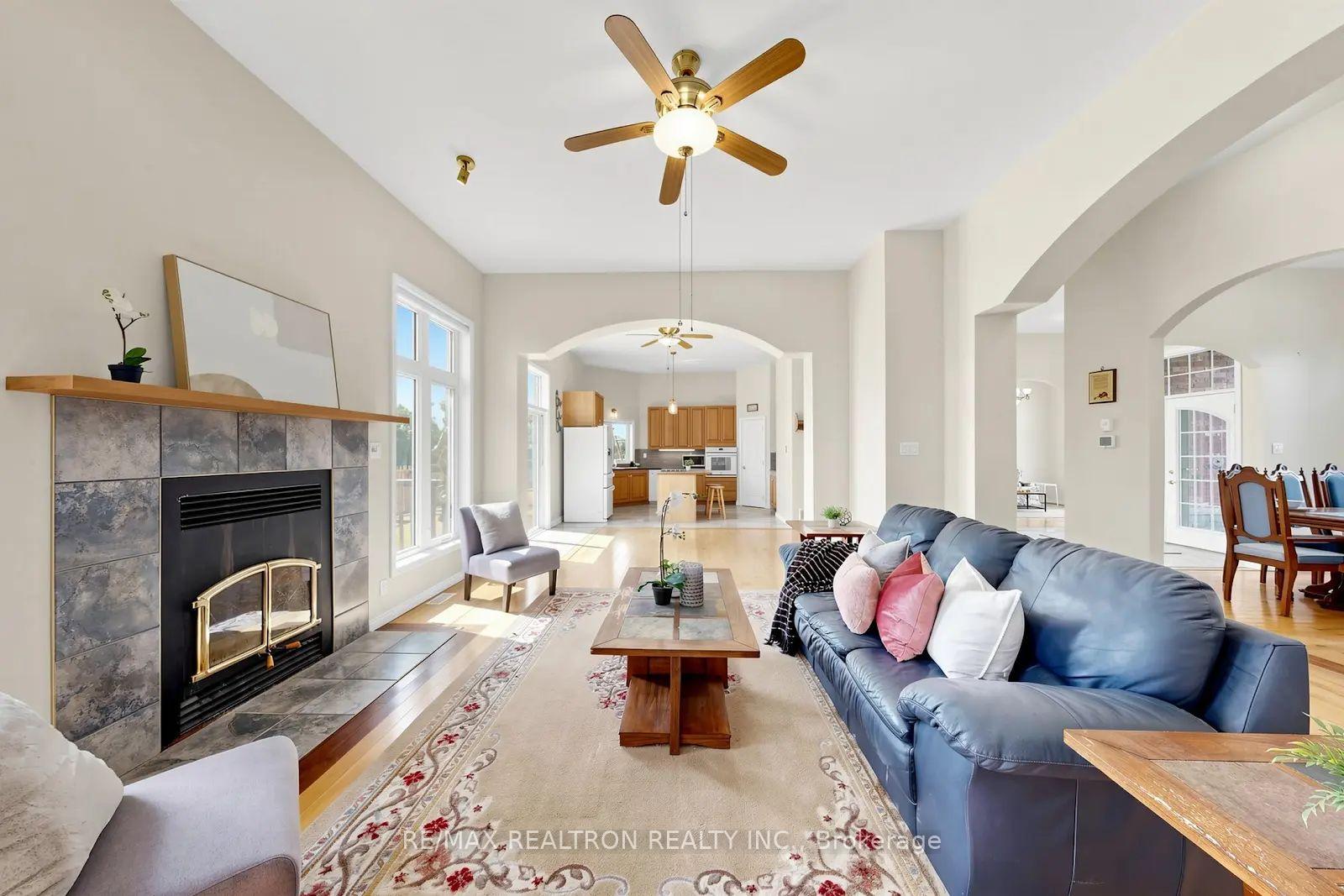 Photo 8 of 19305 Loyalist Parkway, Prince Edward County, Hillier Ward — HOMEH