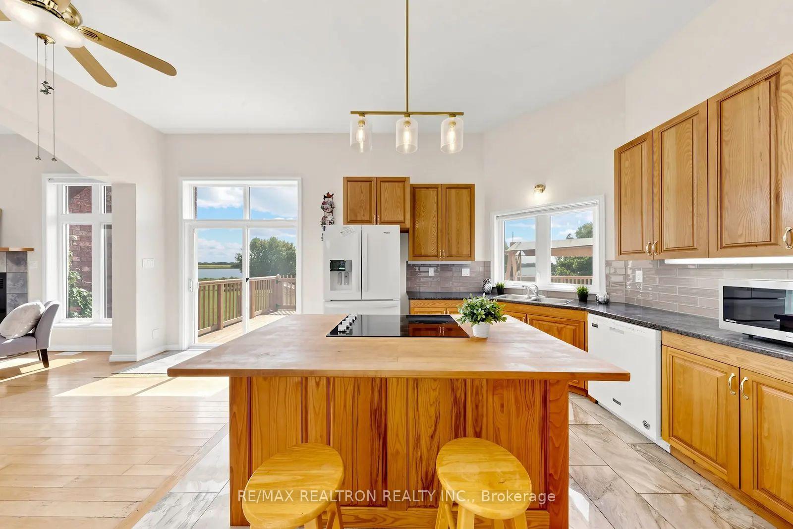 Photo 14 of 19305 Loyalist Parkway, Prince Edward County, Hillier Ward — HOMEH