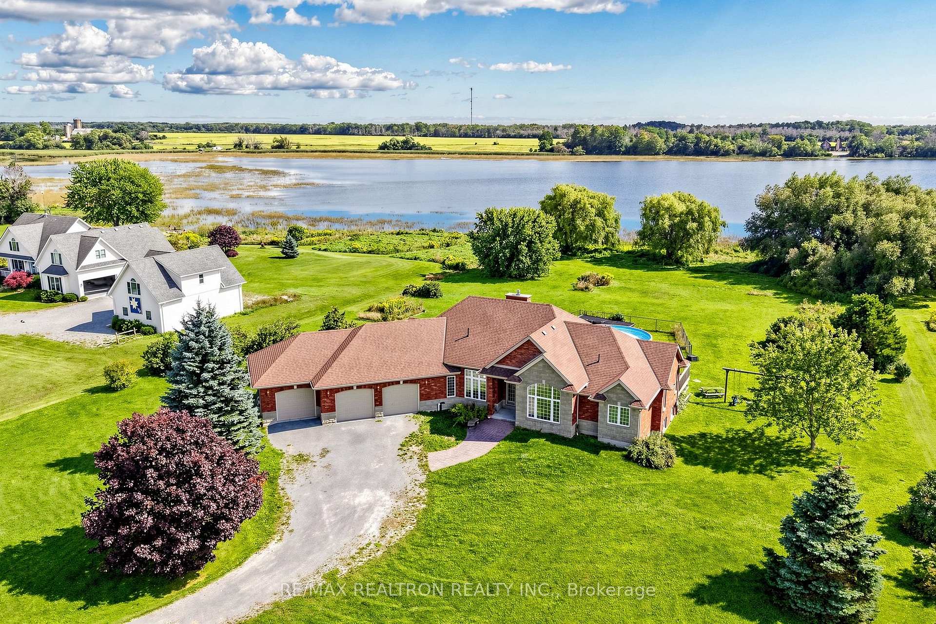 Photo of 19305 Loyalist Parkway