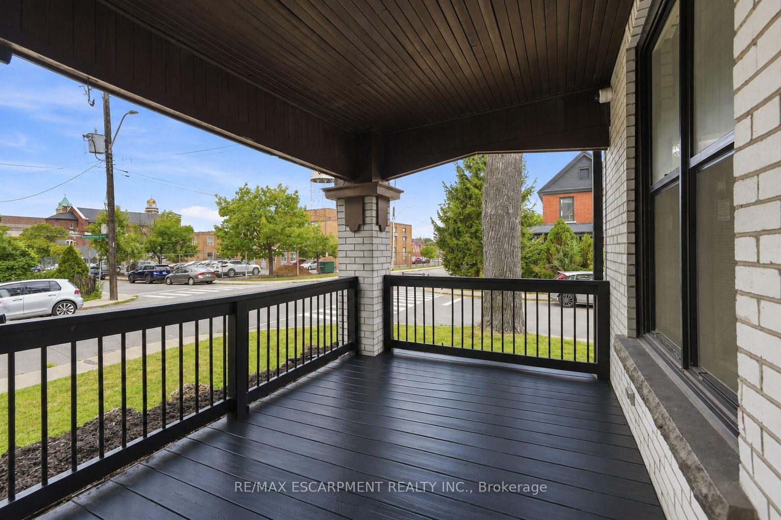 Photo 5 of 106 Barnesdale Avenue N, Hamilton, Stipley — HOMEH