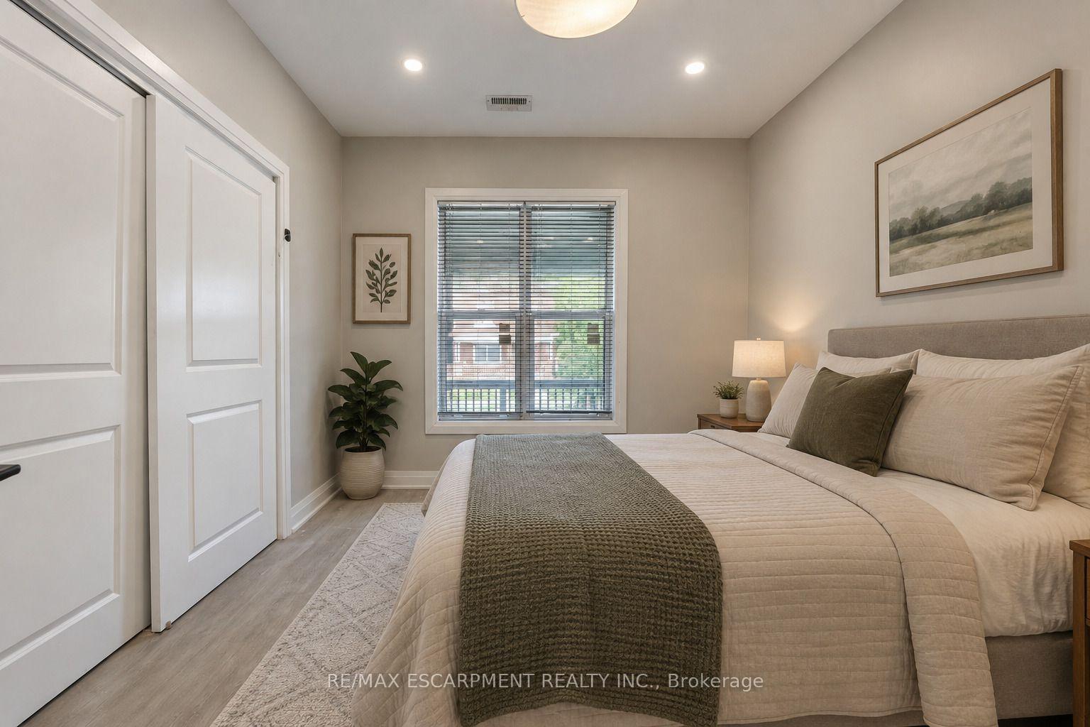 Photo 13 of 106 Barnesdale Avenue N, Hamilton, Stipley — HOMEH