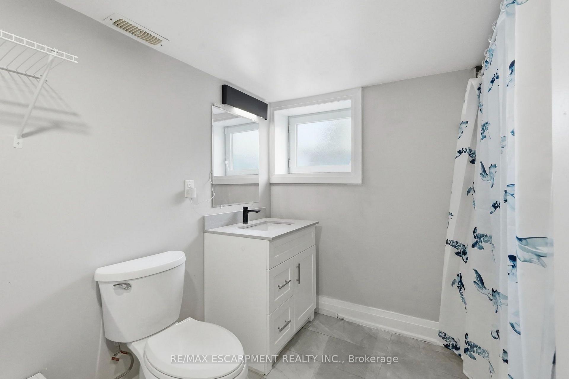 Photo 39 of 106 Barnesdale Avenue N, Hamilton, Stipley — HOMEH