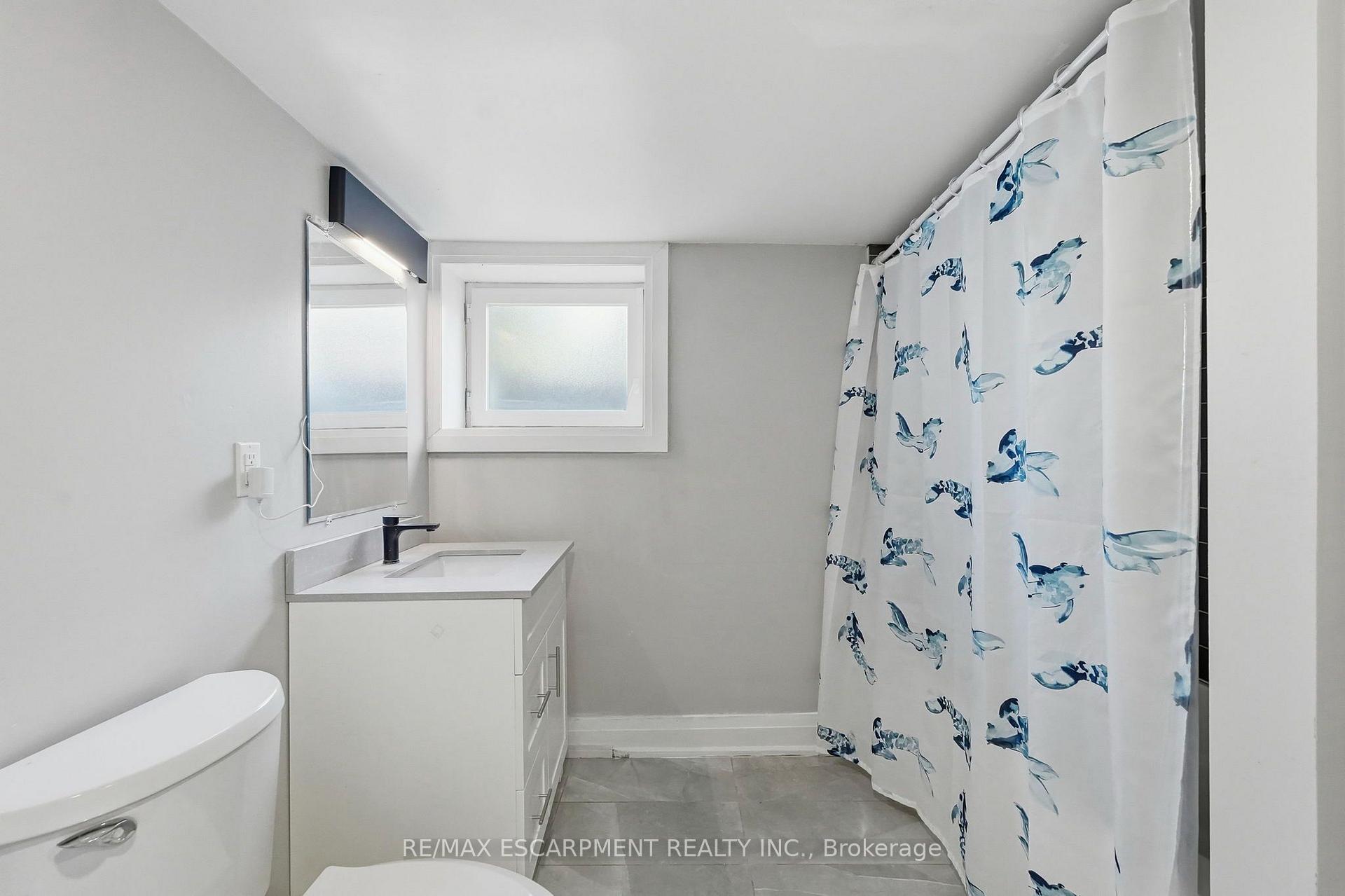 Photo 40 of 106 Barnesdale Avenue N, Hamilton, Stipley — HOMEH