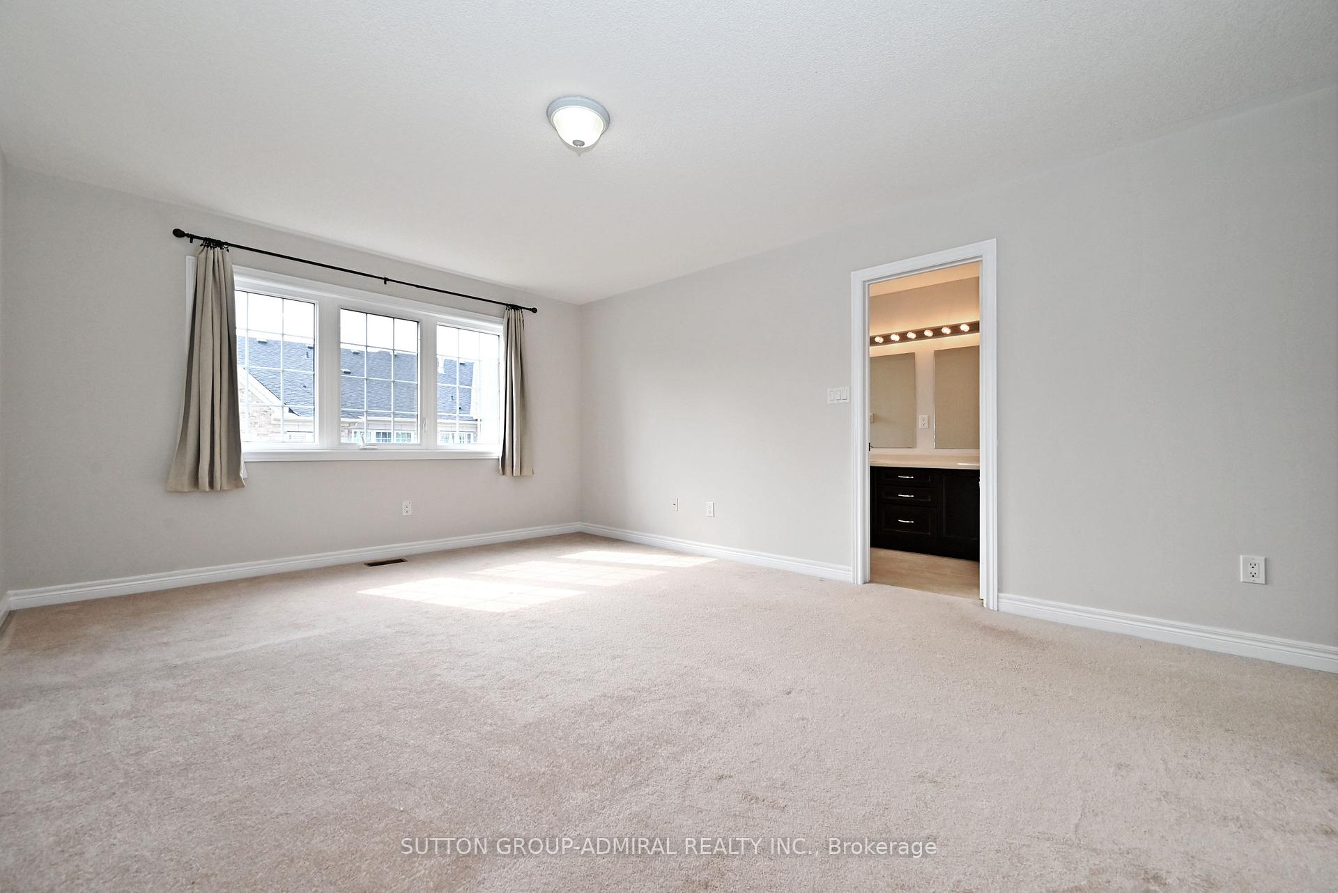 Photo 47 of 110 Southdown Avenue, Vaughan, Patterson — HOMEH