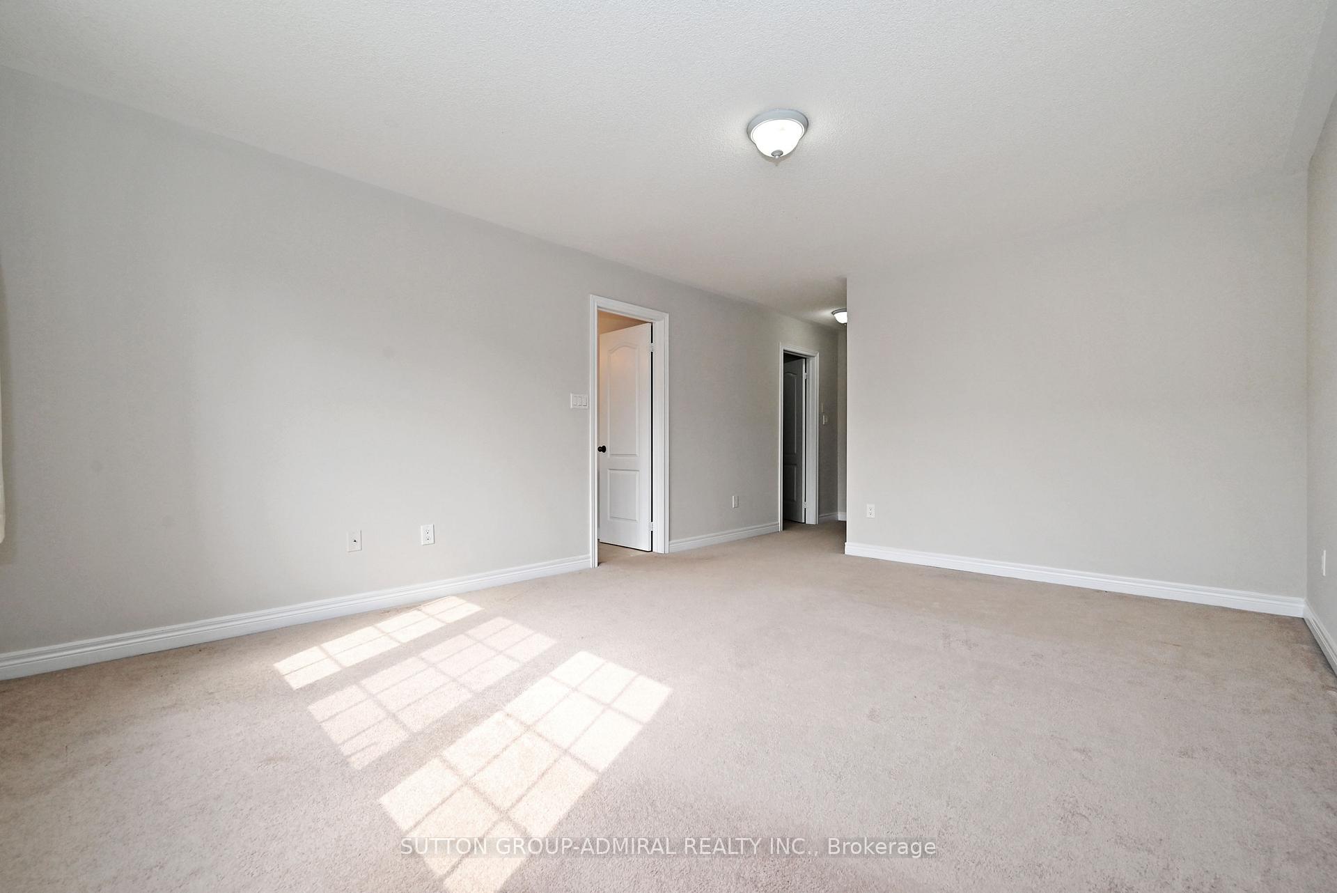 Photo 49 of 110 Southdown Avenue, Vaughan, Patterson — HOMEH