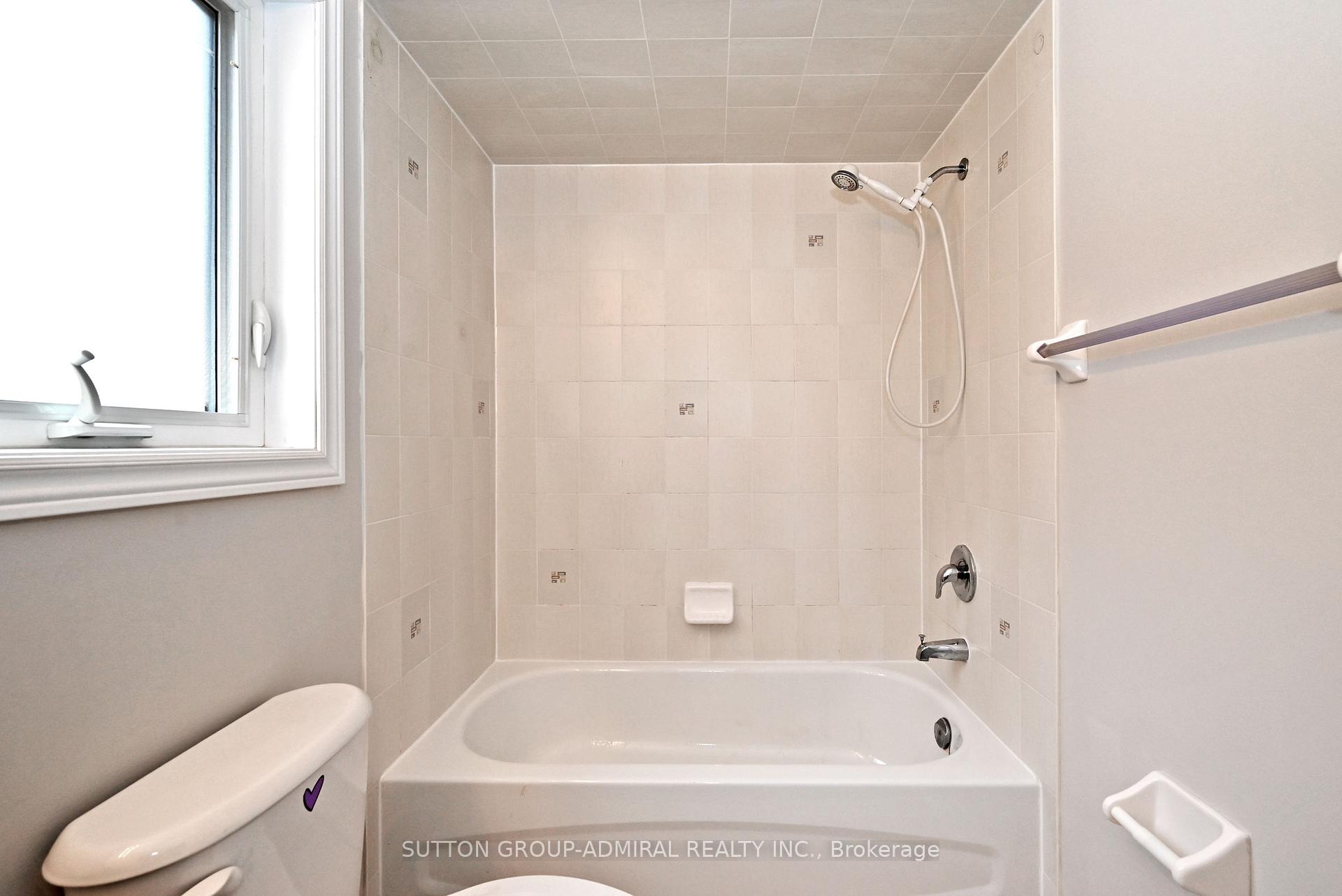 Photo 75 of 110 Southdown Avenue, Vaughan, Patterson — HOMEH