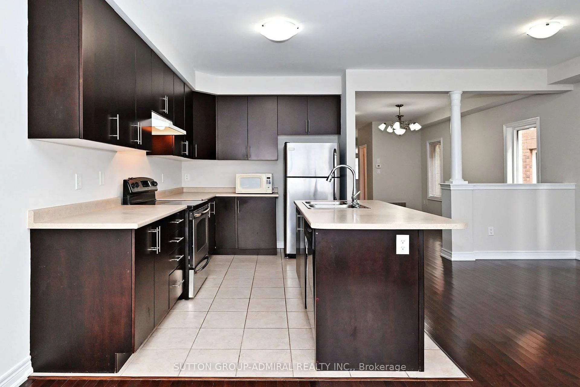 Photo 24 of 110 Southdown Avenue, Vaughan, Patterson — HOMEH