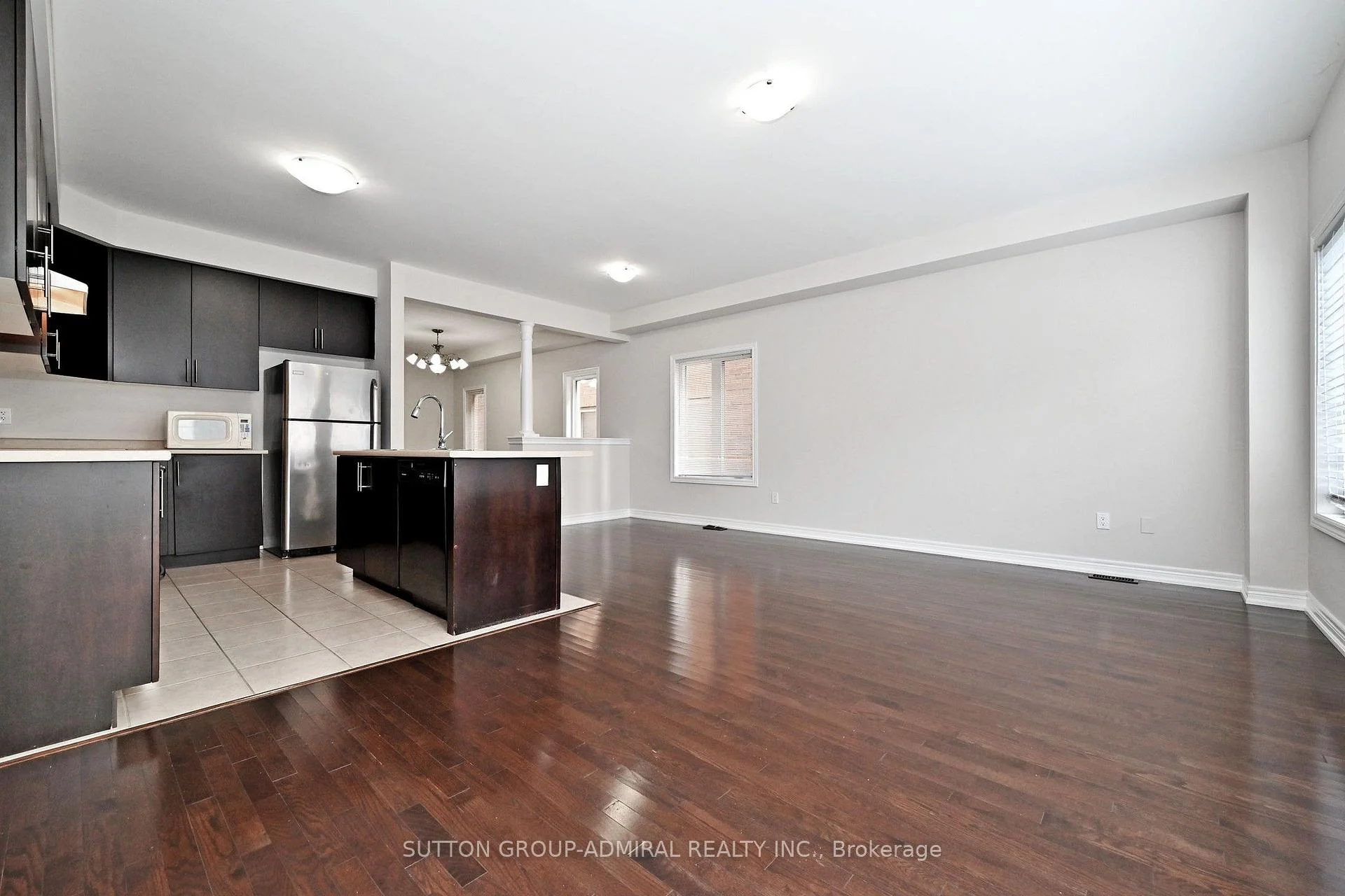 Photo 32 of 110 Southdown Avenue, Vaughan, Patterson — HOMEH