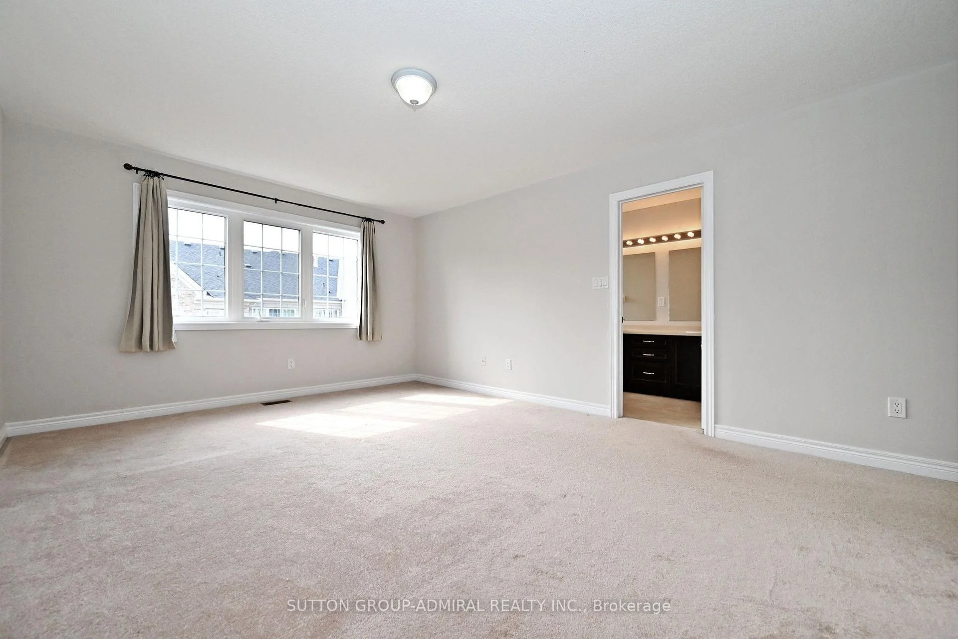Photo 50 of 110 Southdown Avenue, Vaughan, Patterson — HOMEH
