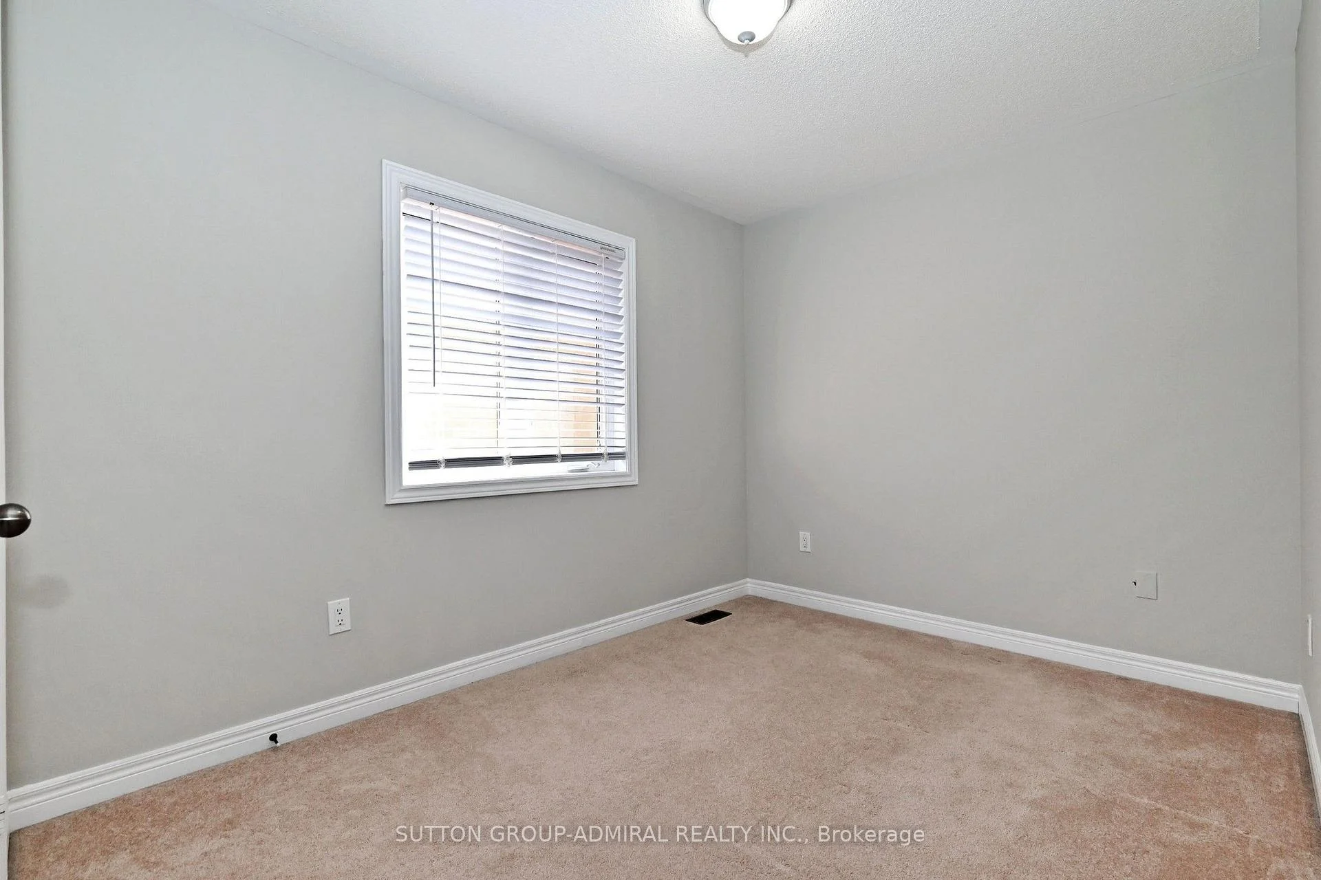 Photo 62 of 110 Southdown Avenue, Vaughan, Patterson — HOMEH