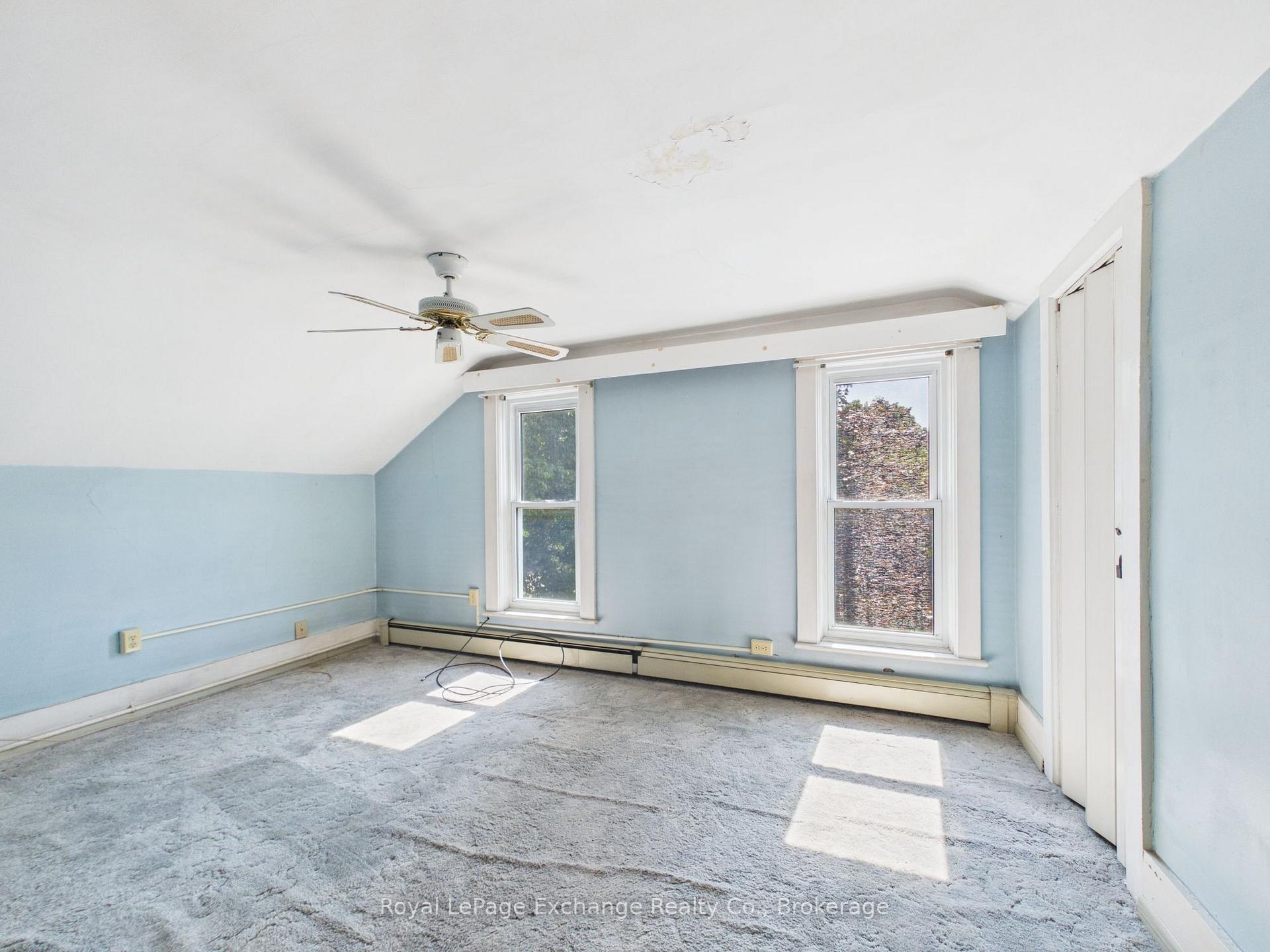 Photo 10 of 856 Olde Victoria Street, Kincardine — HOMEH