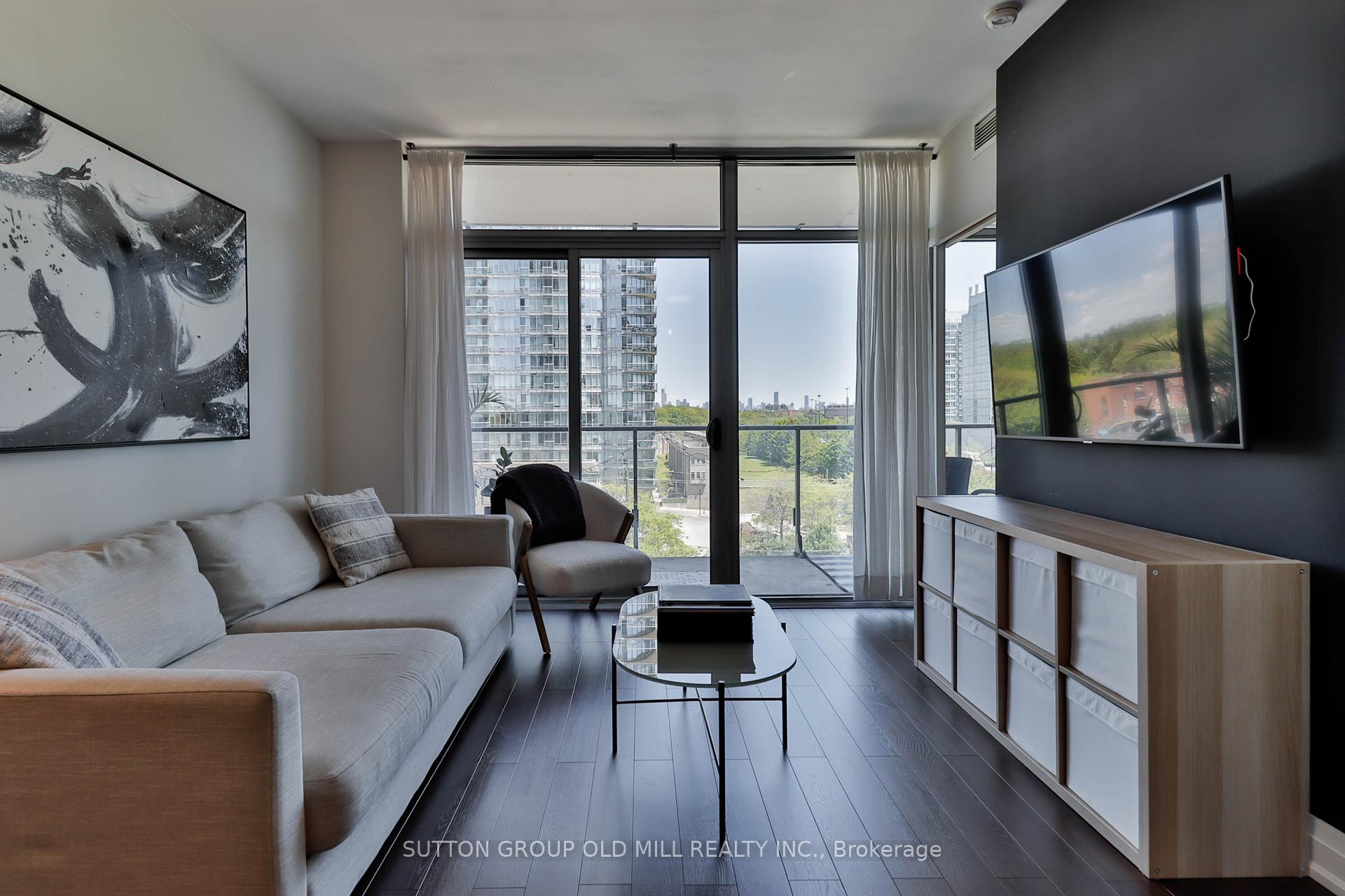 Photo of Unit 602, 103 The Queensway