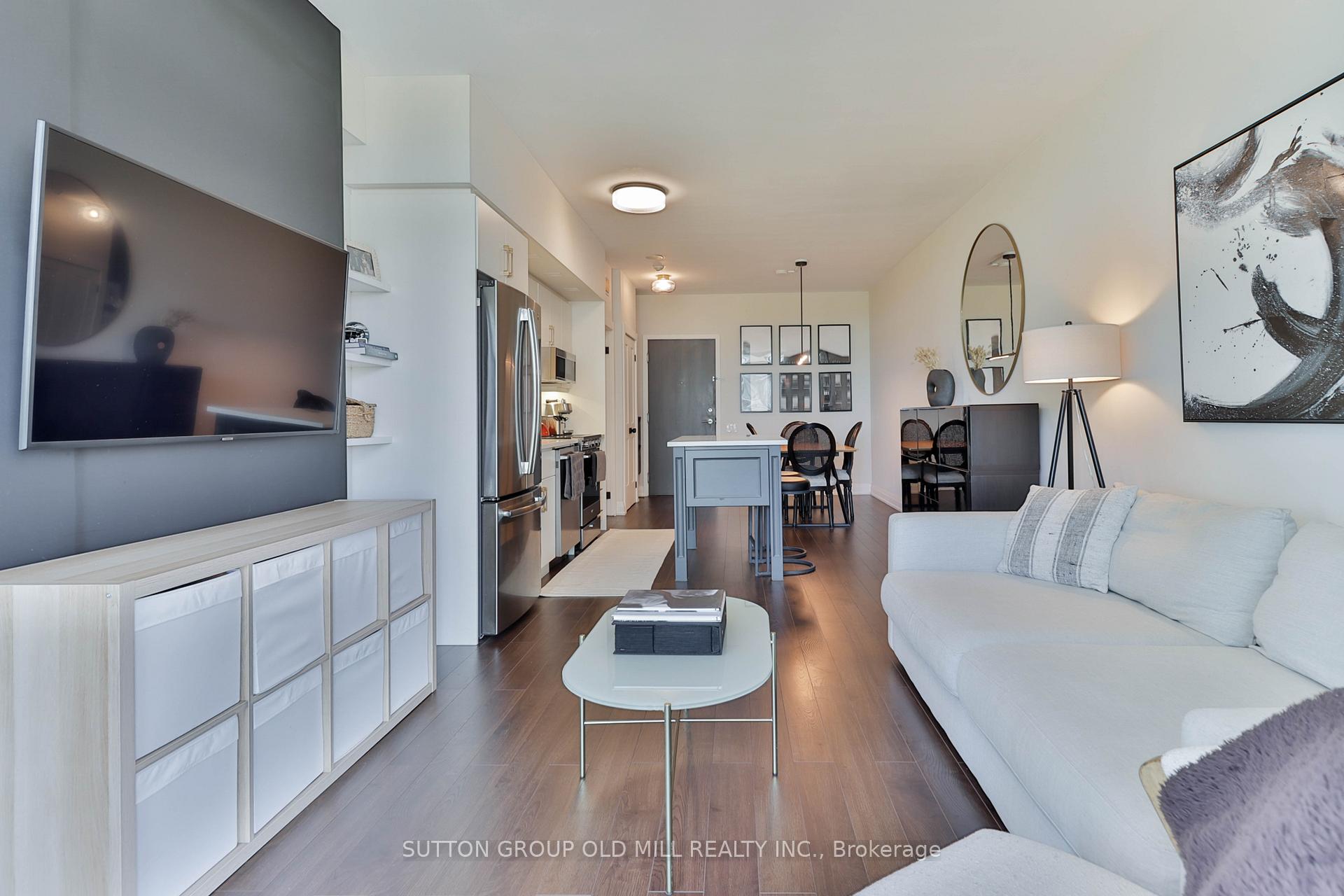 Photo 4 of Unit 602, 103 The Queensway, Toronto, High Park-Swansea — HOMEH